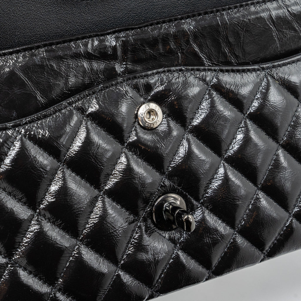 CHANEL MEDIUM CLASSIC DOUBLE FLAP BAG SHINY CALFSKIN SO BLACK