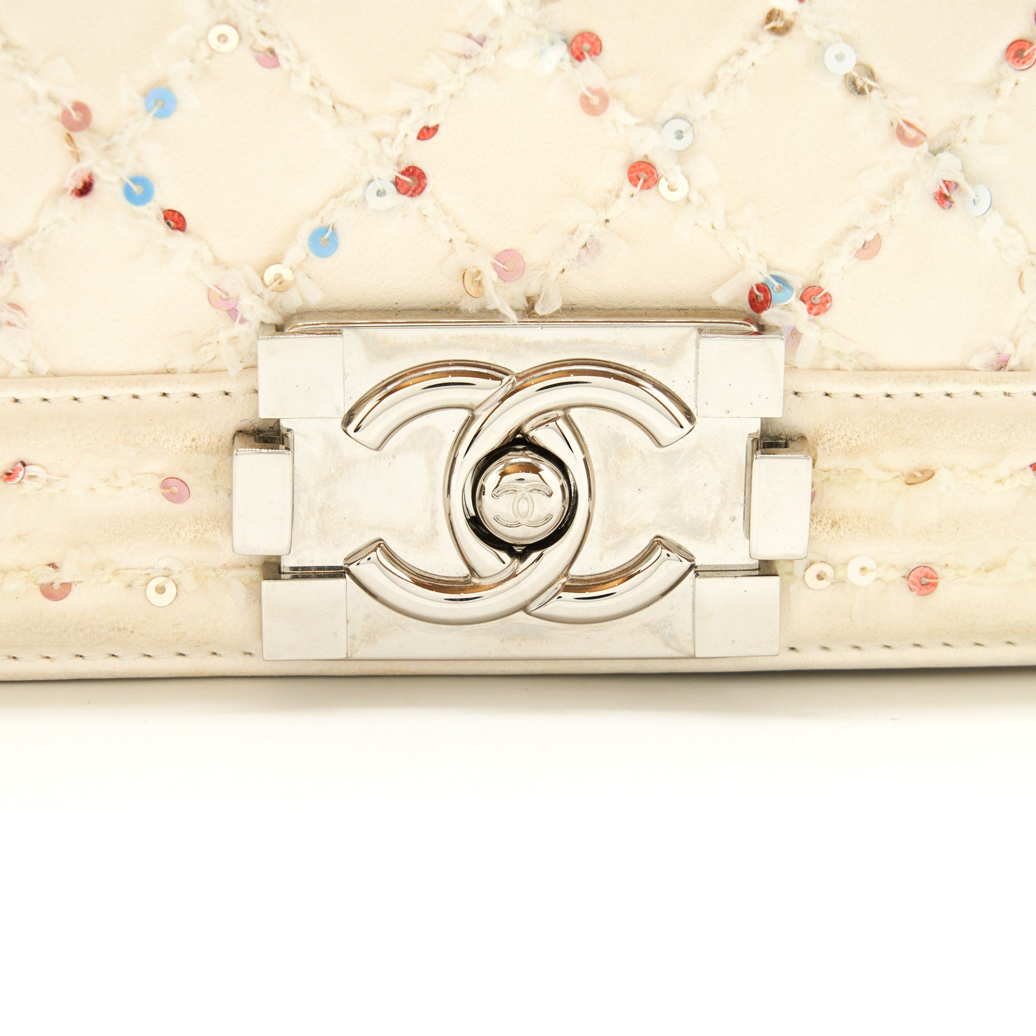 CHANEL SMALL BOY BAG LIMITED WHITE SHW