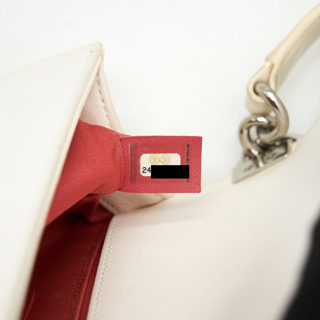 CHANEL SMALL BOY BAG LIMITED WHITE SHW