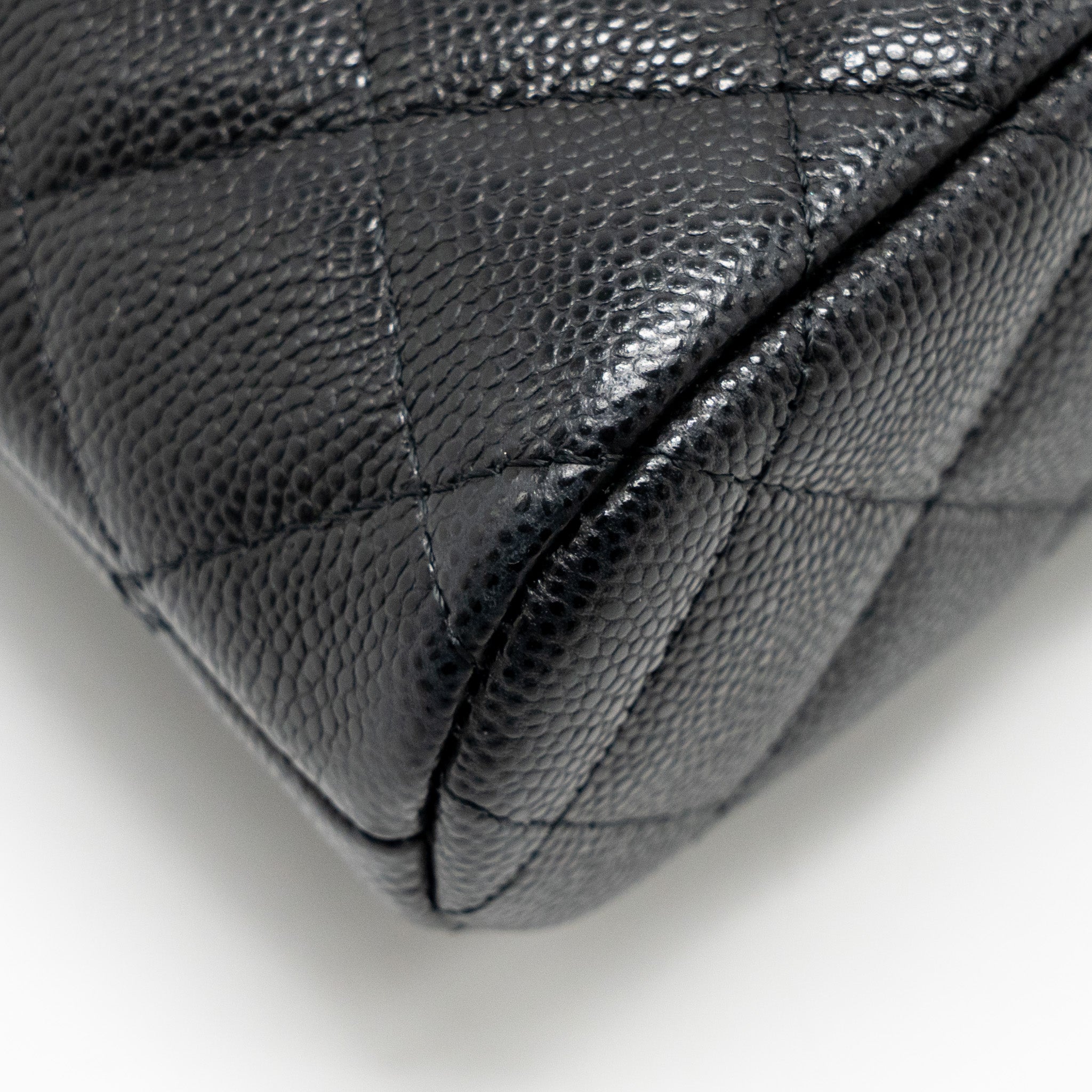 CHANEL CLASSIC CC CLUTCH WITH CHAIN CAVIAR BLACK LGHW (MICROCHIP)