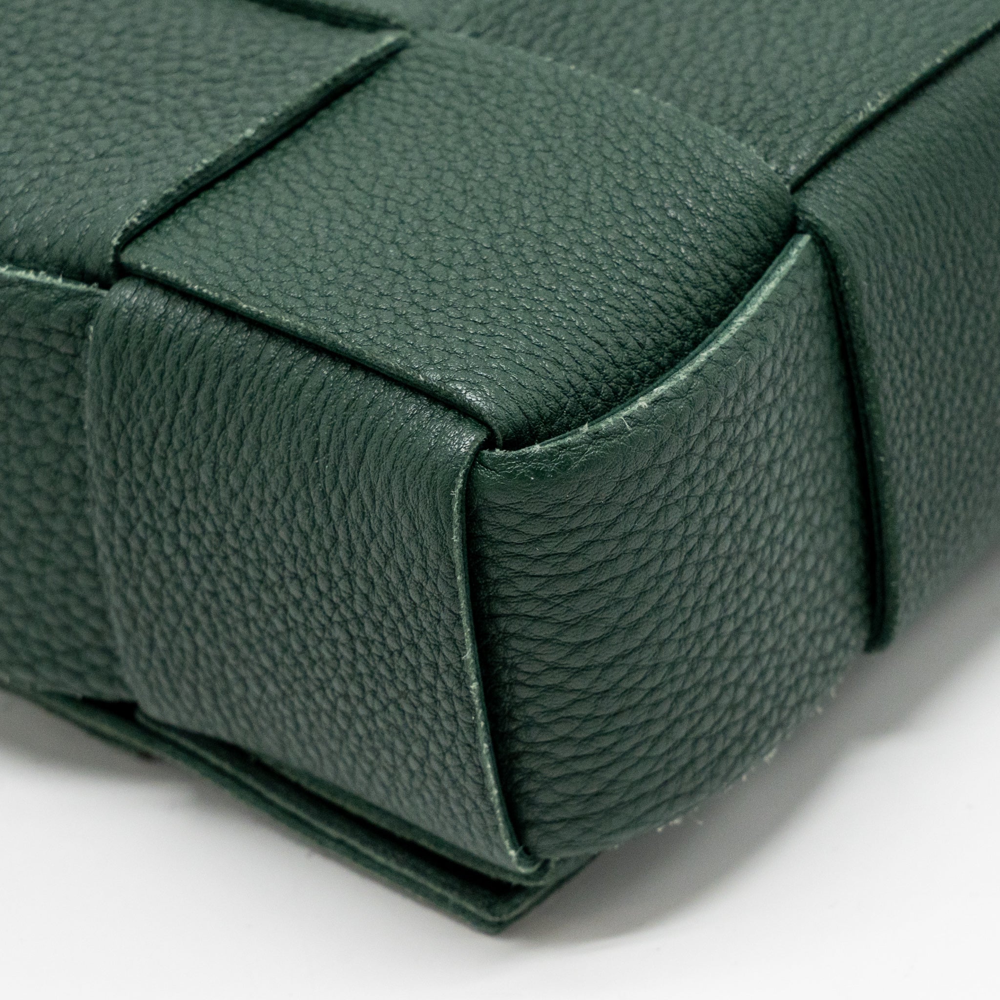 BOTTEGA VENETA SMALL CASSETTE BAG CHARM STRAP LIMITED EDITION CALFSKIN GREEN GHW