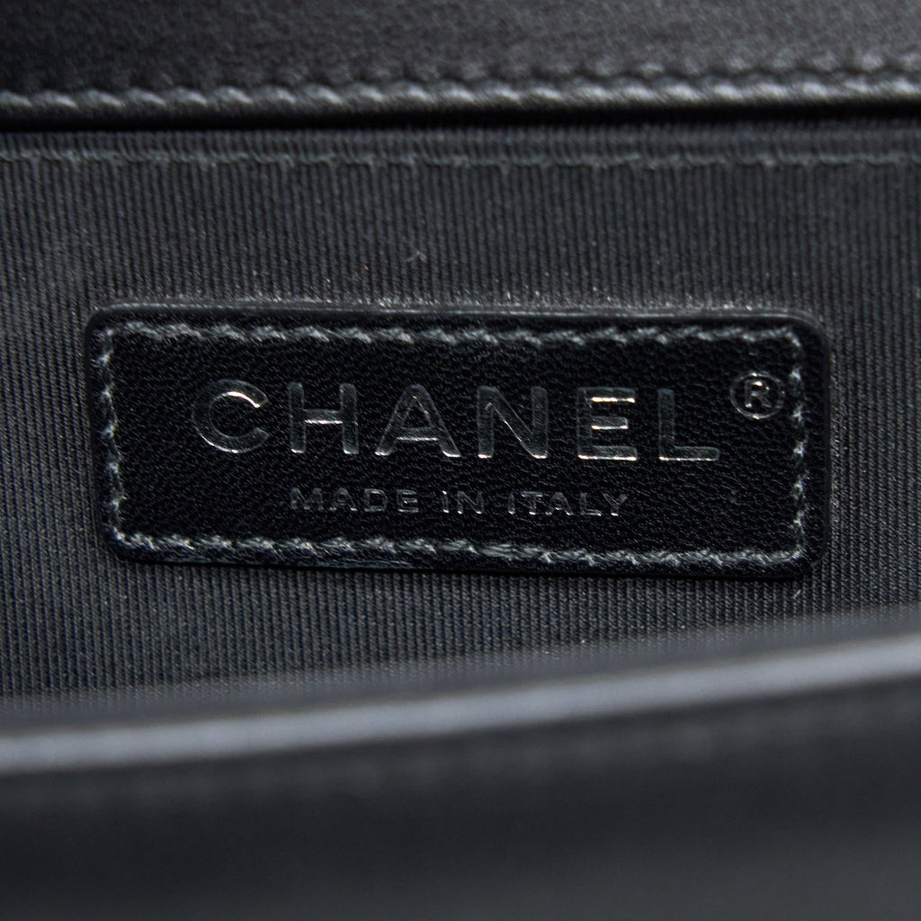CHANEL SMALL BOY BAG CALFSKIN BLACK WITH RUTHENIUM HARDWARE