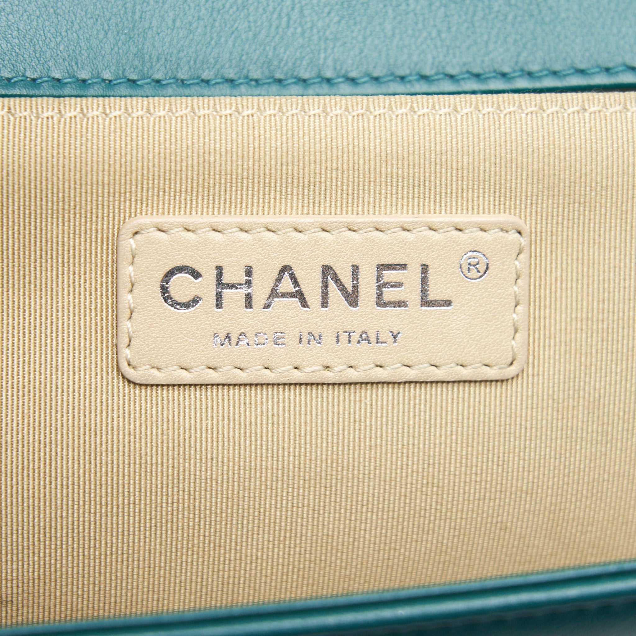 CHANEL MEDIUM BOY LAMBSKIN GREEN SHW
