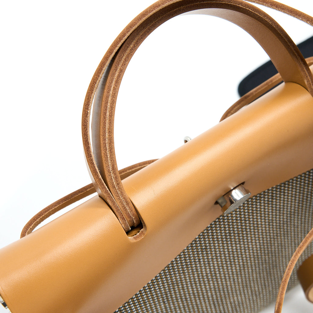 HERMES HERBAG 31 HUNTER/CANVAS NOIR-BLANC-DESERT/NAT SABLE SHW