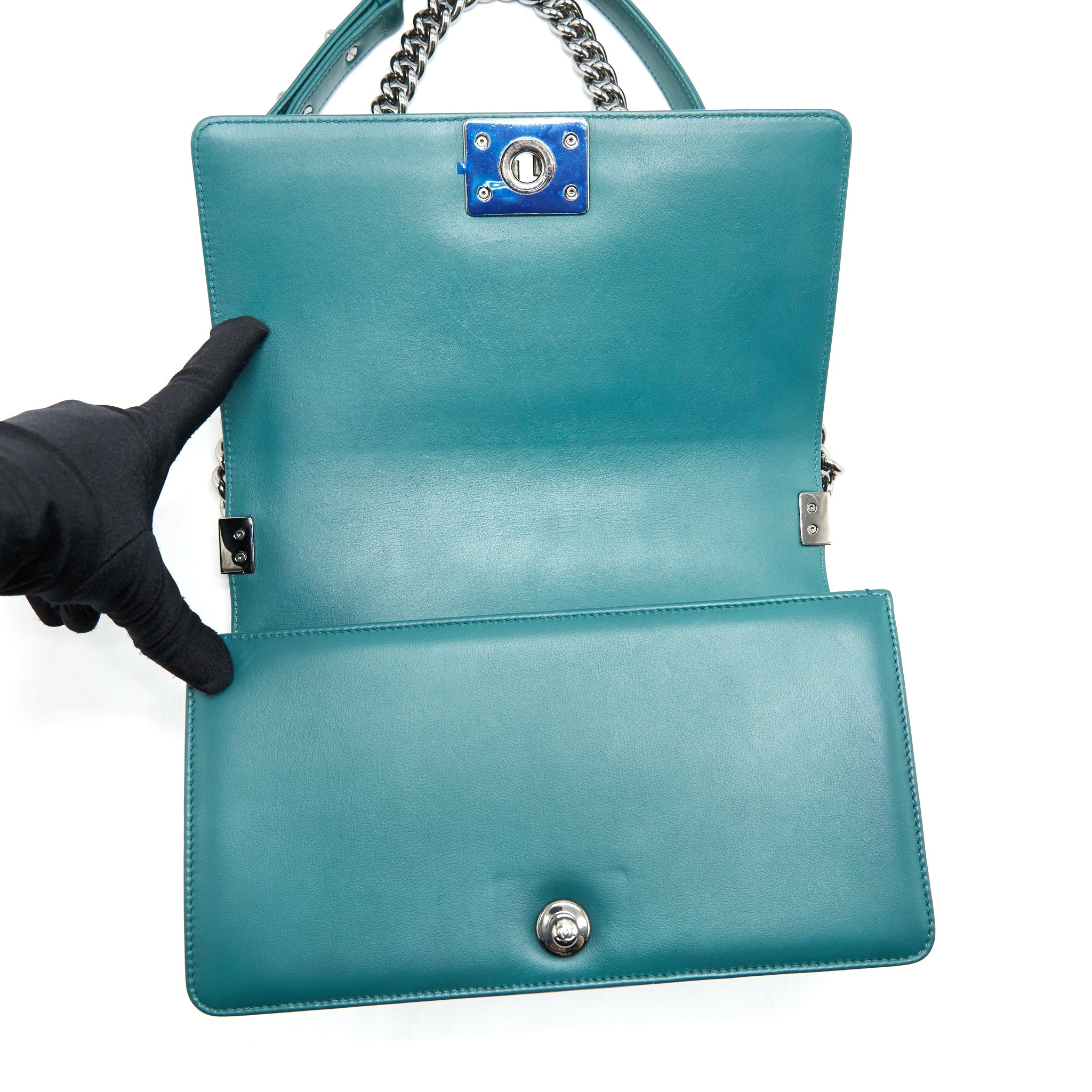 CHANEL MEDIUM BOY LAMBSKIN GREEN SHW