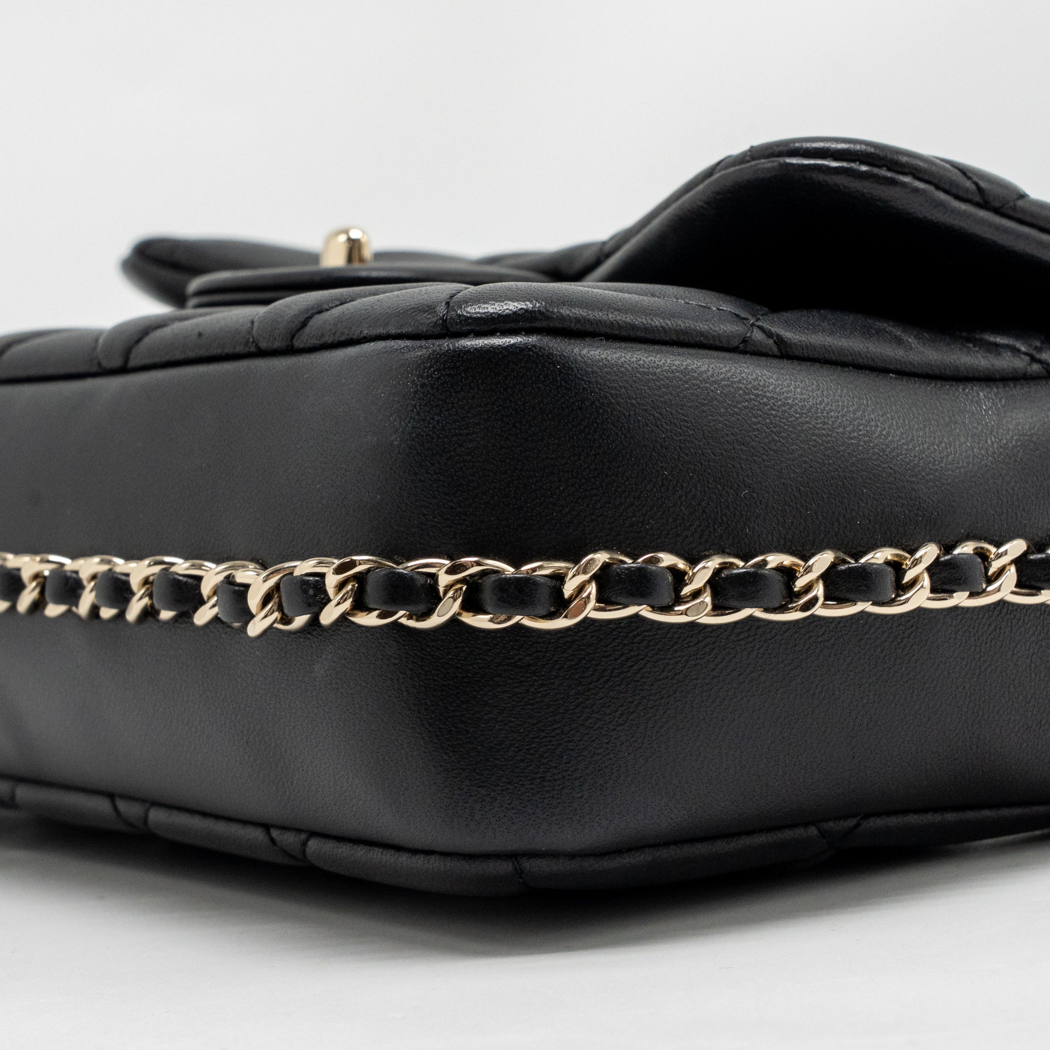 CHANEL QUILTED FLAP BAG WITH PEARL DETAILED CHAIN LAMBSKIN BLACK LGHW