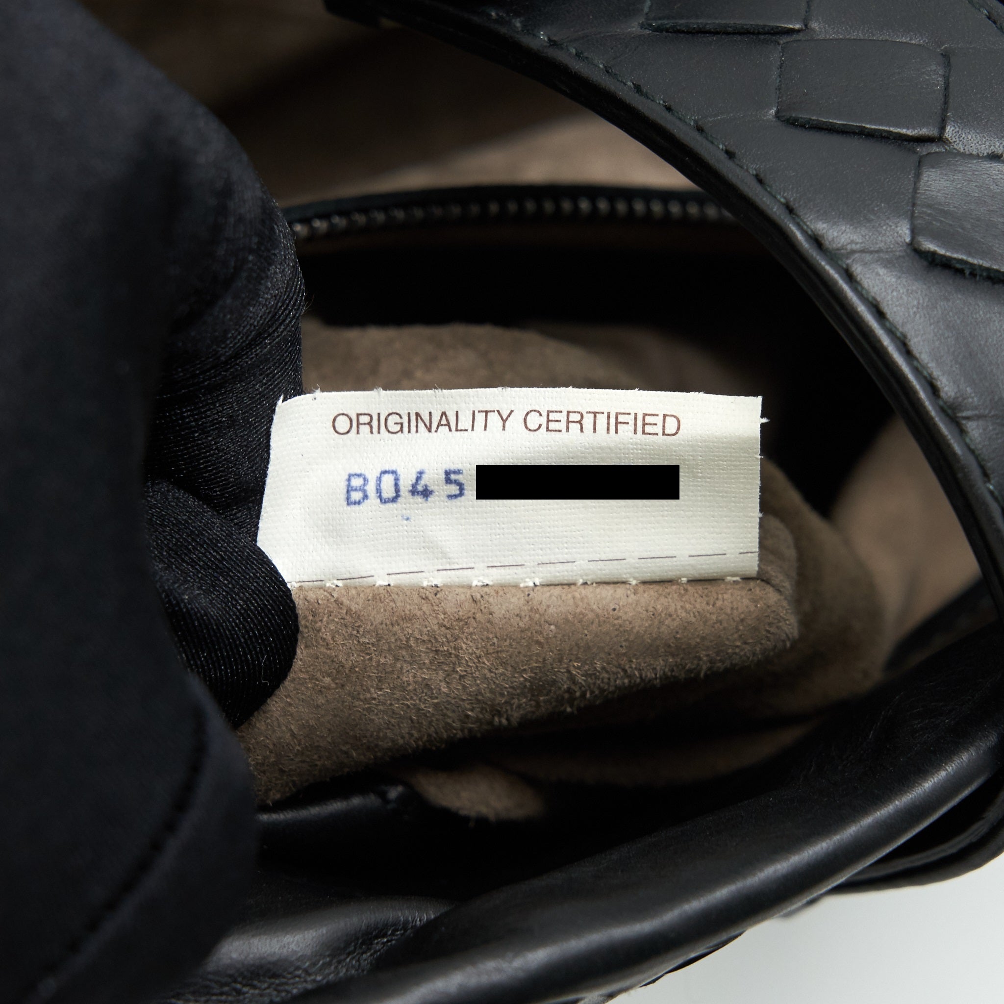 BOTTEGA VENETA INTRECCIATO ROMA BAG BLACK