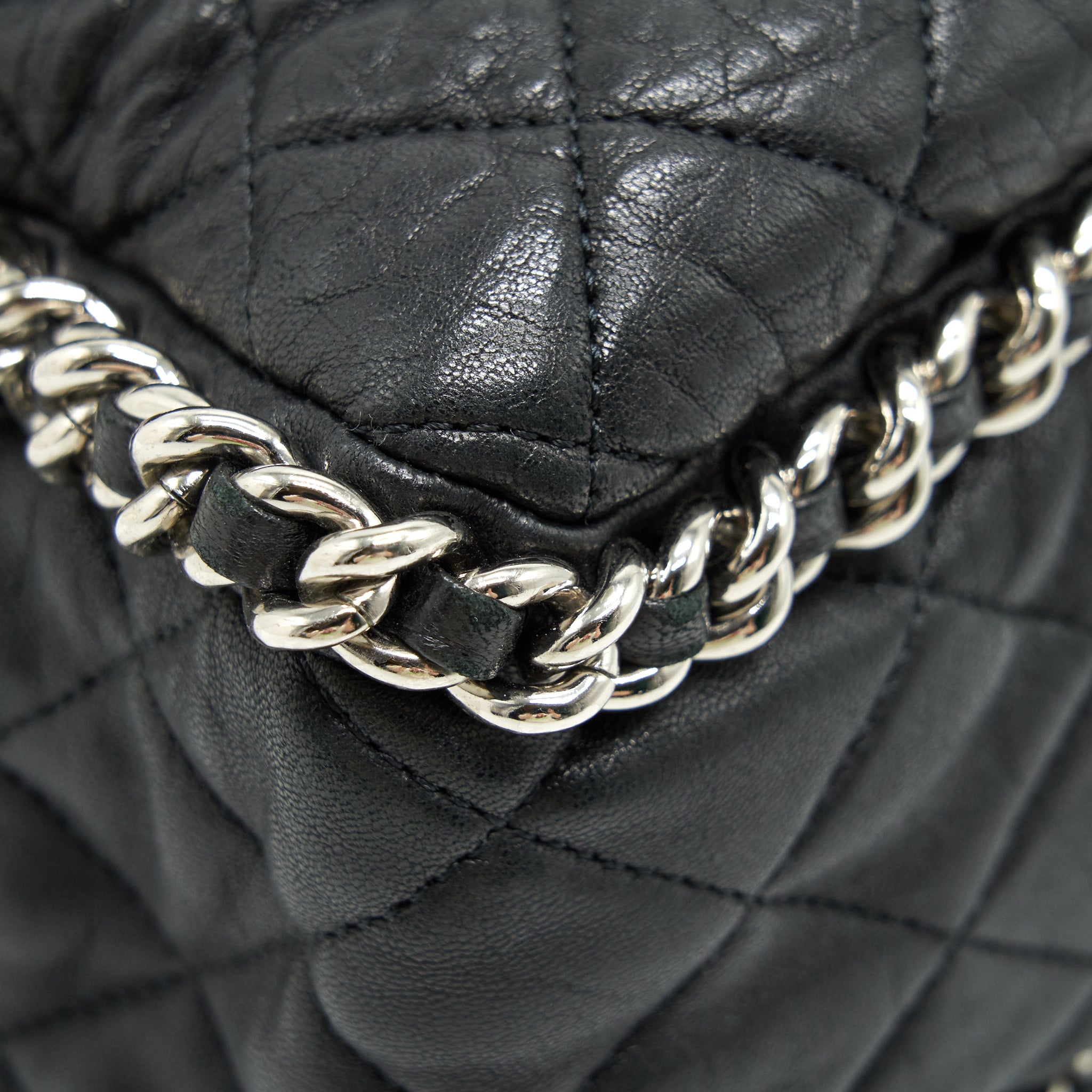 CHANEL QUILTED LEATHER WITH CHAIN SHOULDER BAG XL BLACK SHW