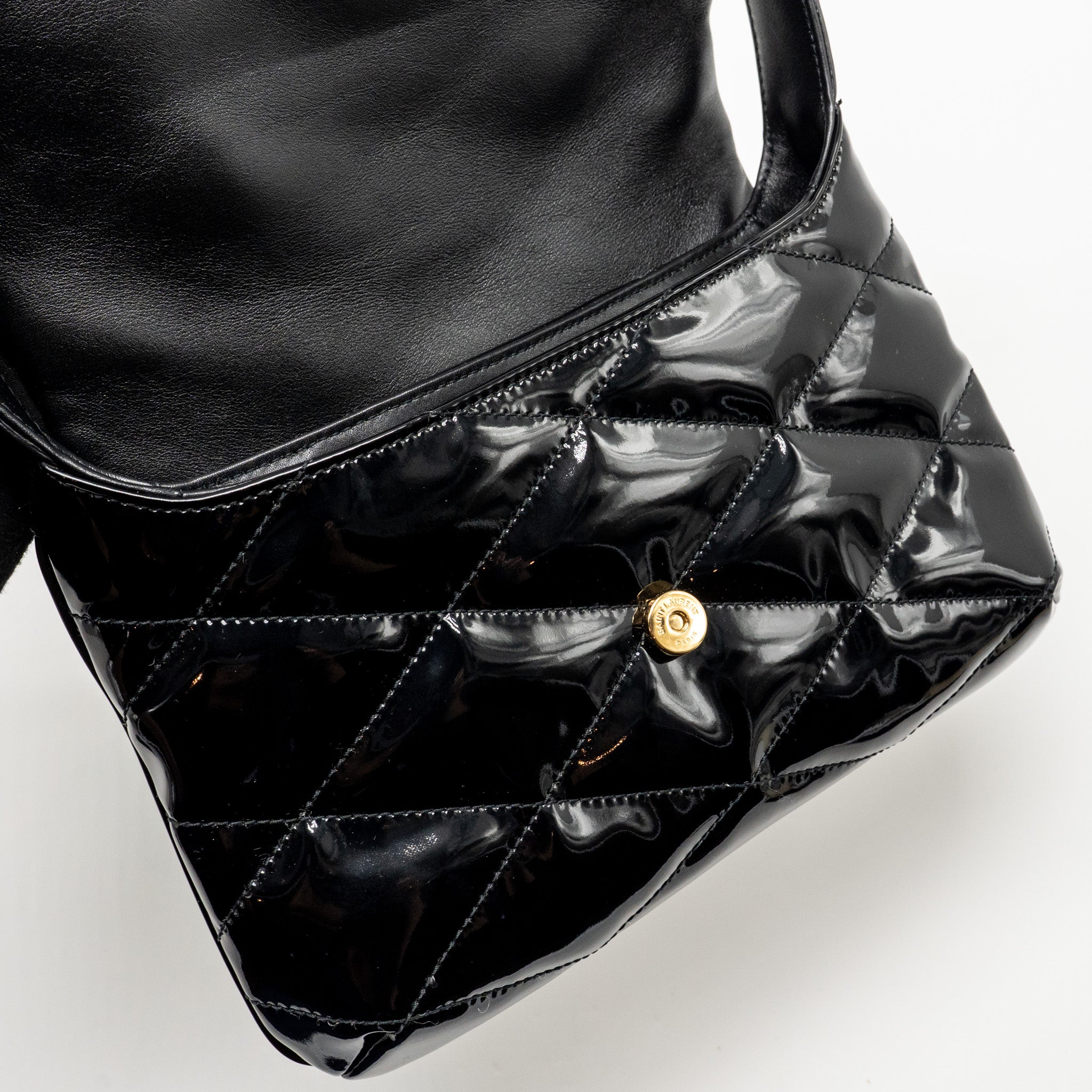 SAINT LAURENT/YSL LE 5 A 7 QUILTED SHOULDER BAG PATENT BLACK GHW