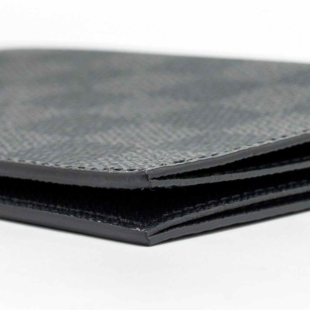 LOUIS VUITTON PASSPORT COVER DAMIER GRAPHITE CANVAS BLACK