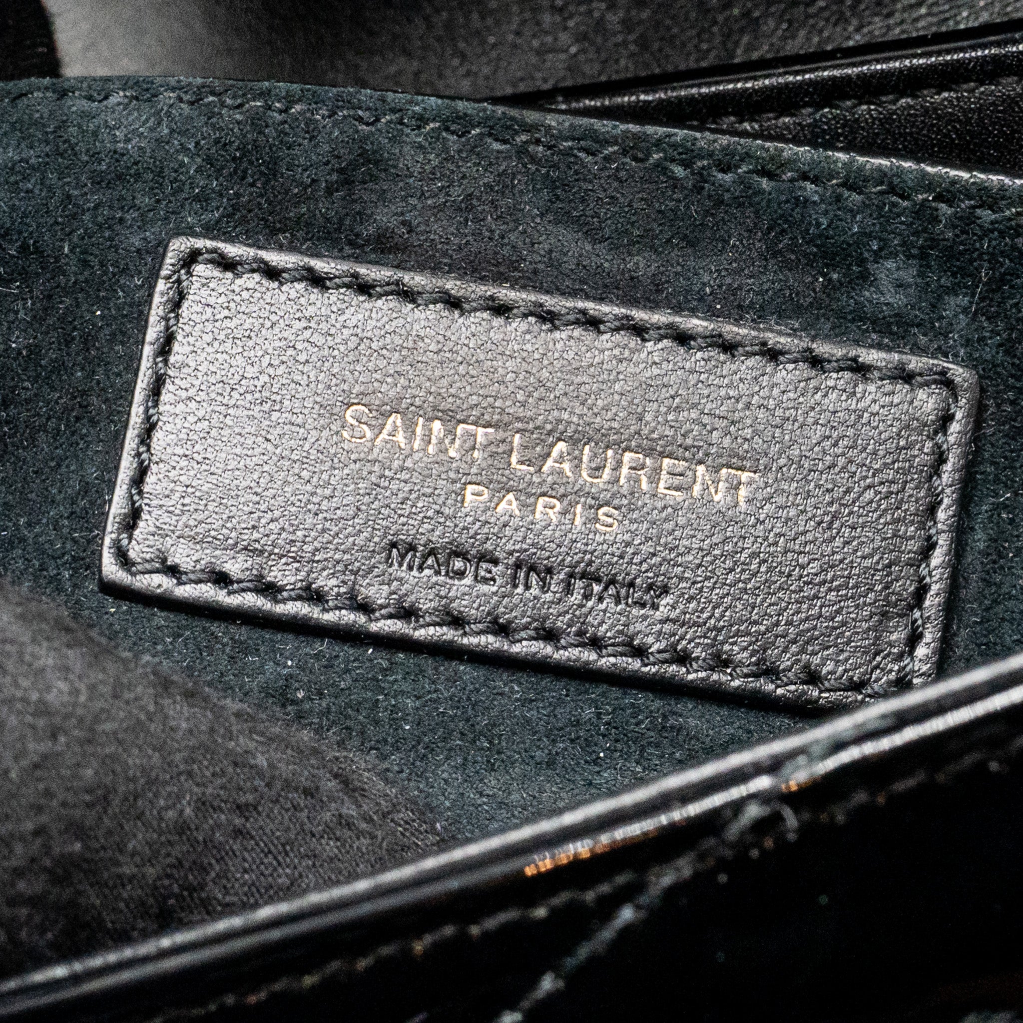 SAINT LAURENT/YSL LE 5 A 7 QUILTED SHOULDER BAG PATENT BLACK GHW