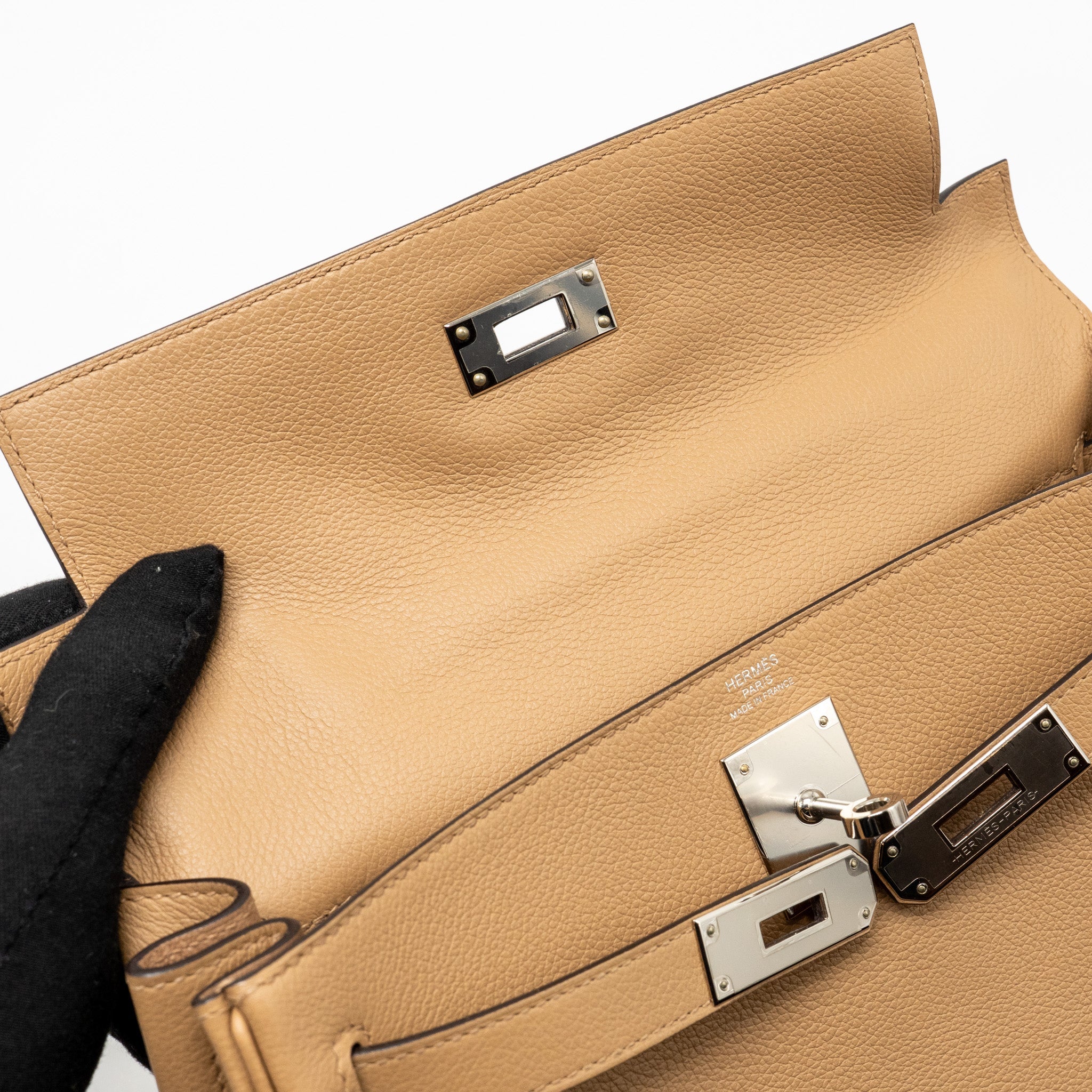 HERMES KELLY 28 EVERCOLOR CHAI SHW