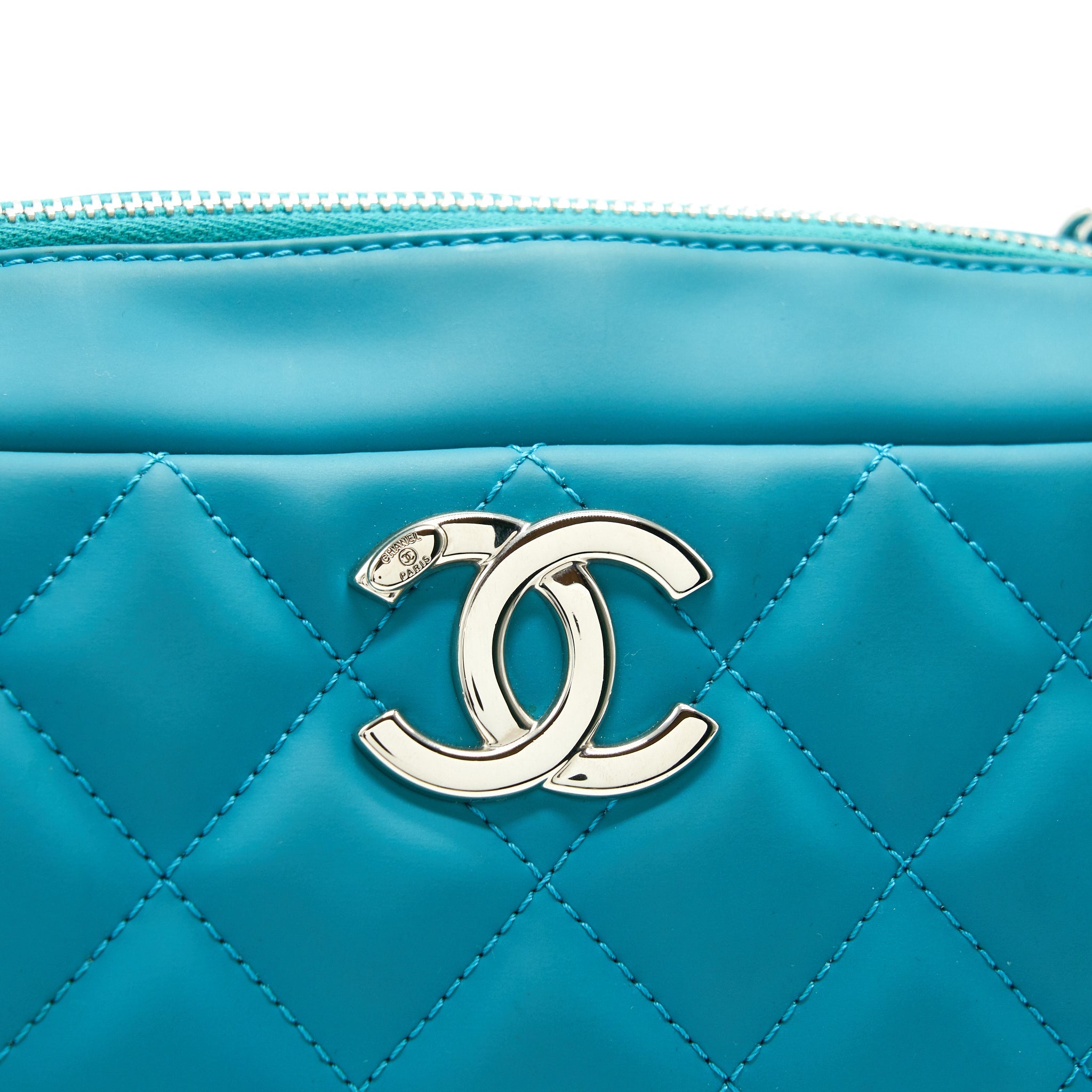 CHANEL QUILTED RUBBERIZED LAMBSKIN COCO RAIN CAMERA BAG BLUE SHW