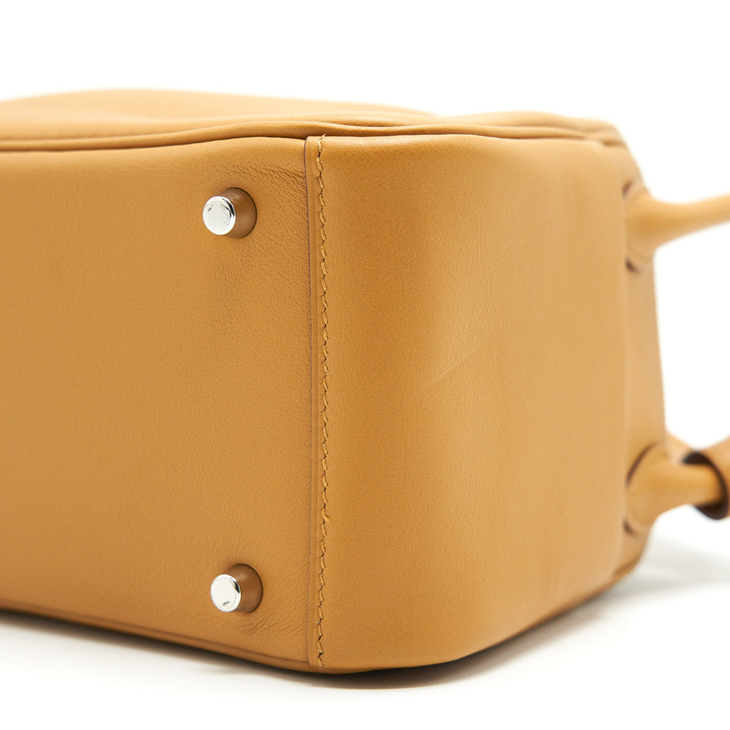 HERMES MINI LINDY SWIFT LEATHER SESAME WITH SHW