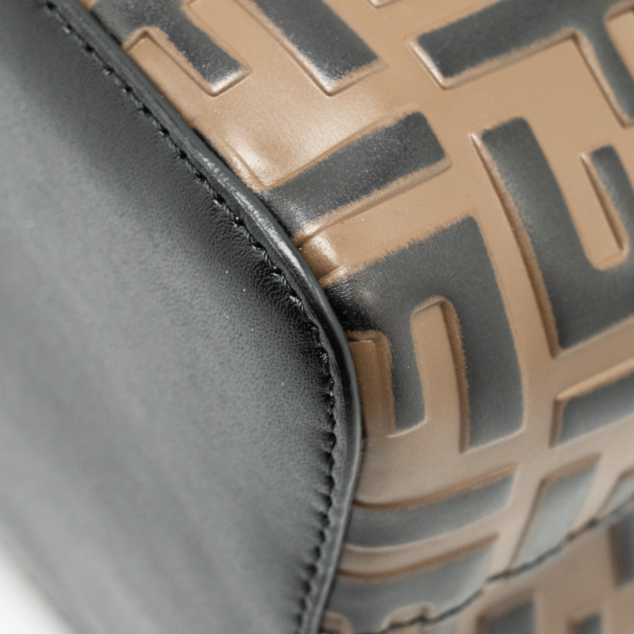 FENDI MINI MON TRESOR BUCKET BAG CALFSKIN BROWN/BLACK GHW