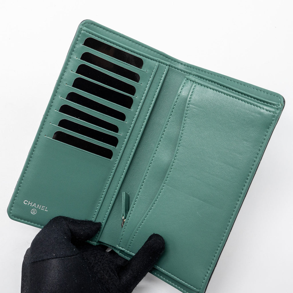 CHANEL LONG WALLET LAMBSKIN DARK GREY/GREEN IN GREEN HARDWARE