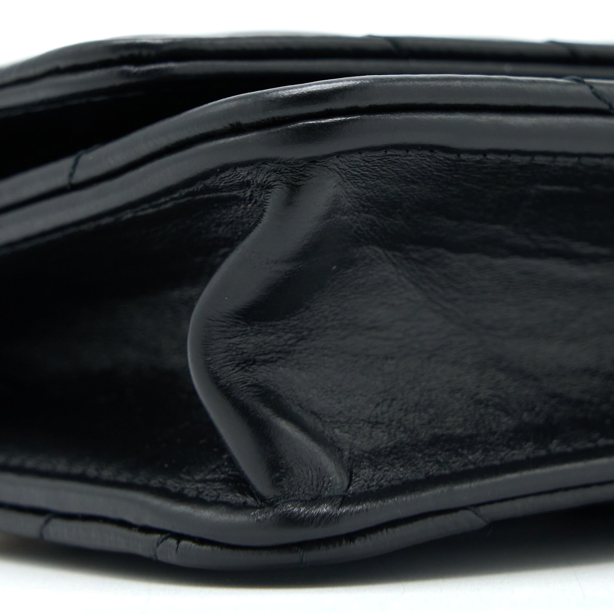 CHANEL 2.55 REISSUE WALLET ON CHAIN CHEVRON AGED CALFSKIN BLACK BRUSHED GHW (MICROCHIP)