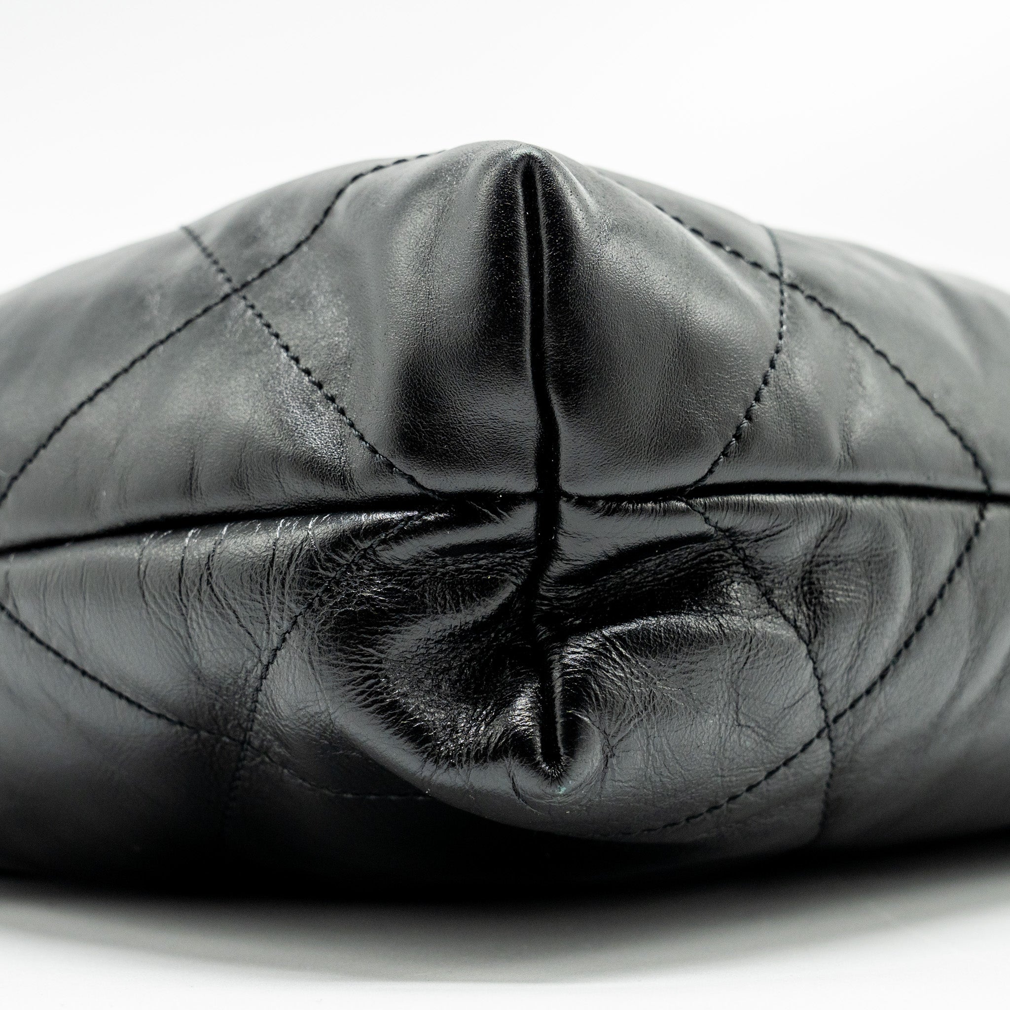 CHANEL SMALL 22 BAG SHINY CALFSKIN BLACK GHW (MICROCHIP)