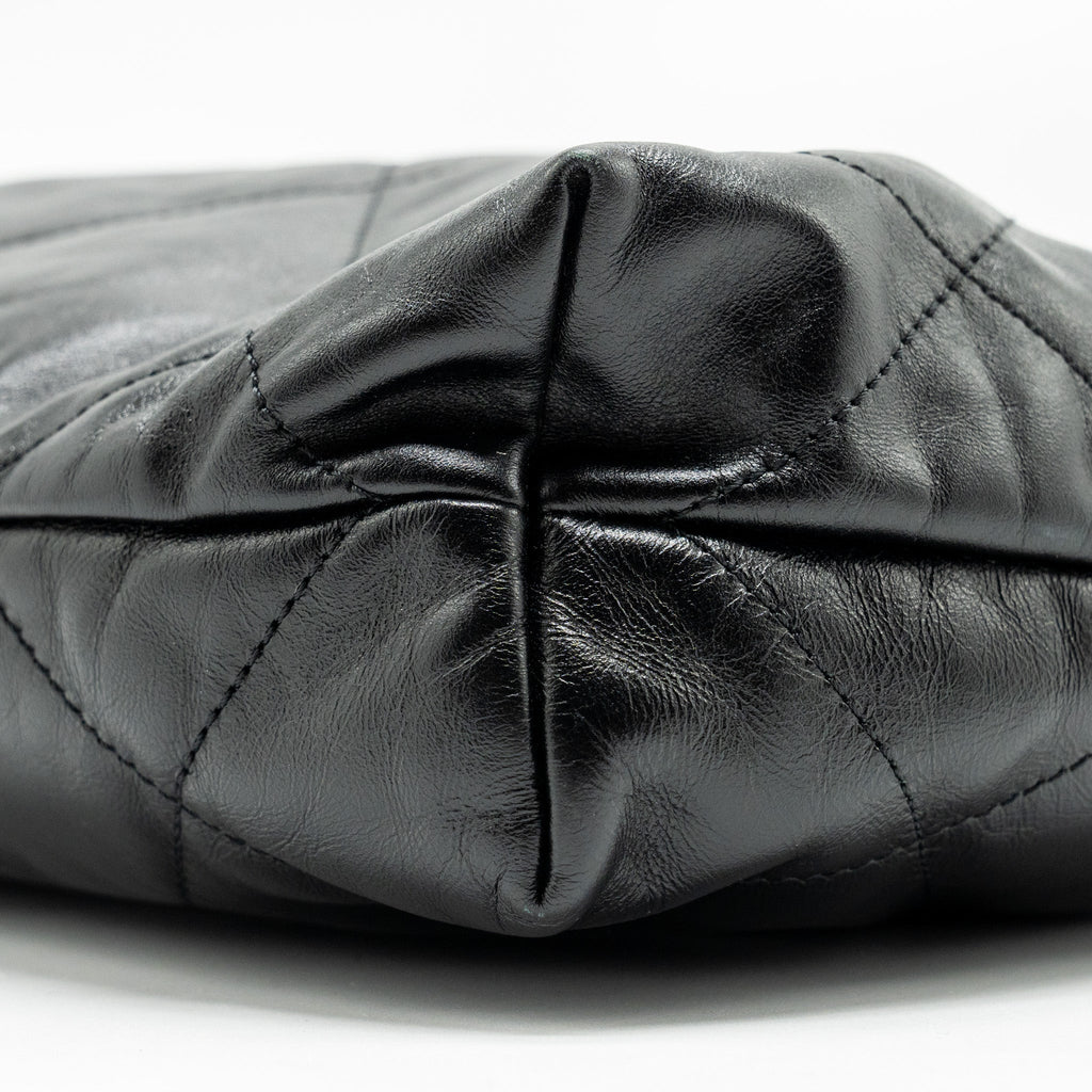 CHANEL SMALL 22 BAG SHINY CALFSKIN BLACK GHW (MICROCHIP)