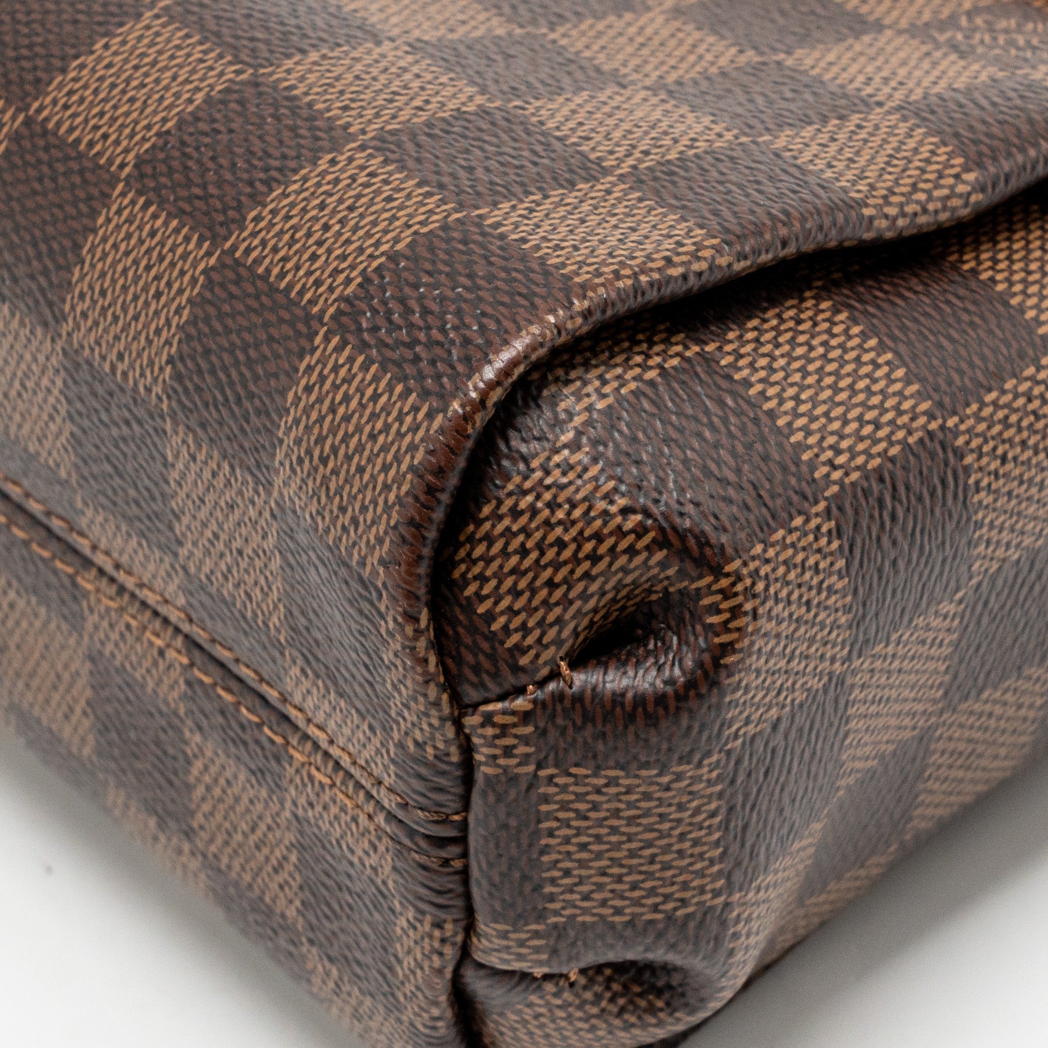 LOUIS VUITTON CROISETTE DAMIER EBENE CANVAS GHW
