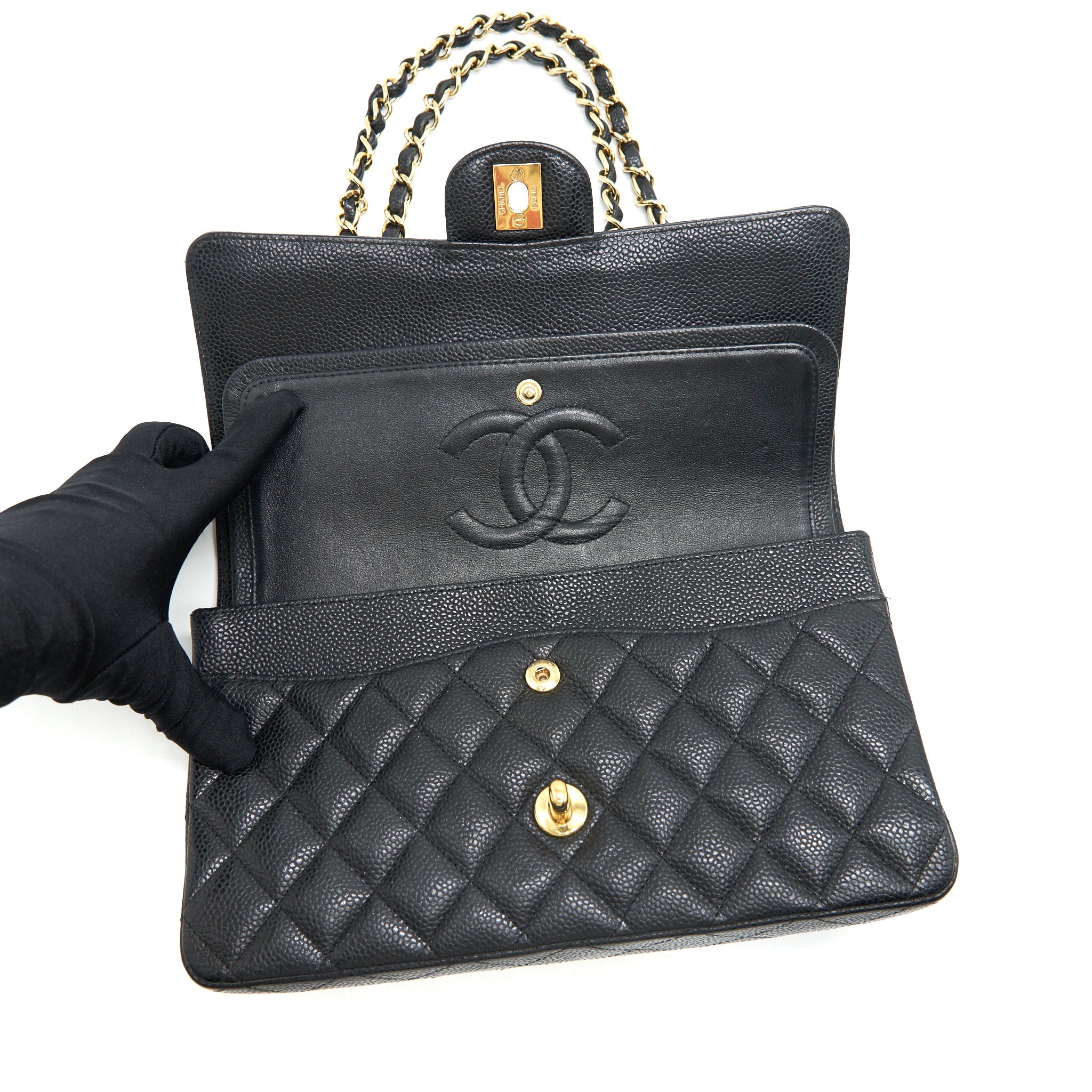 CHANEL CLASSIC DOUBLE FLAP MEDIUM 25CM CAVIAR BLACK GHW