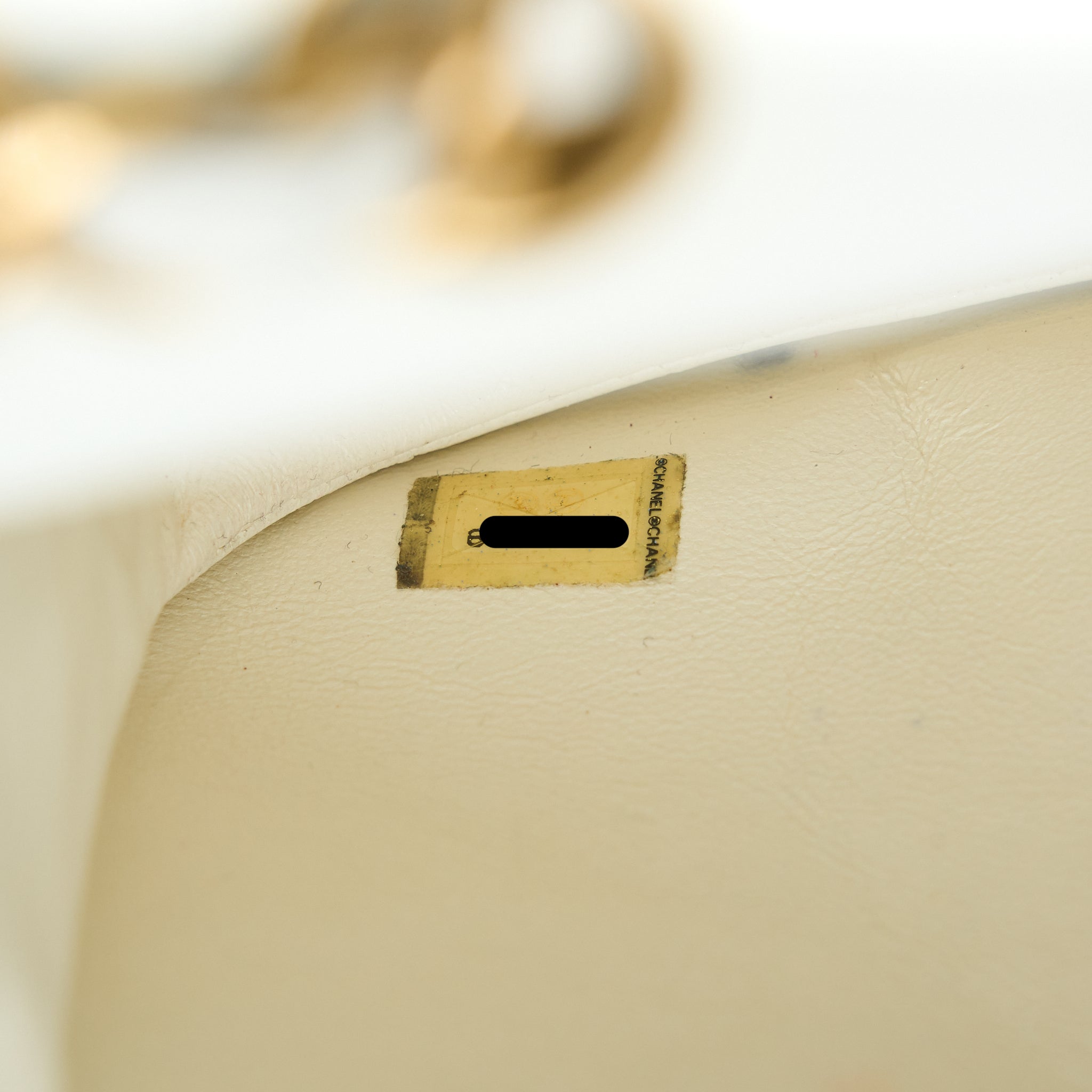 CHANEL VINTAGE FLAP BAG TWEED / LEATHER WHITE GHW