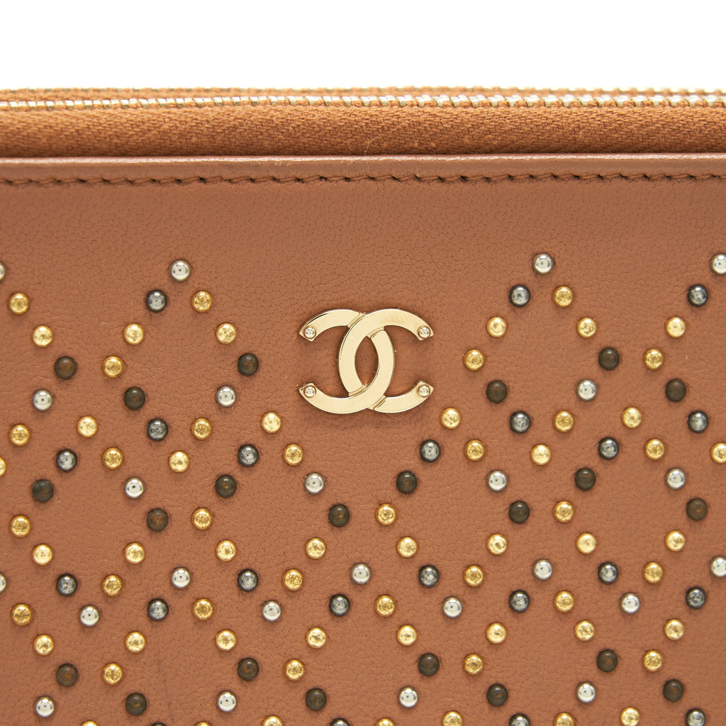 CHANEL STUD DOUBLE ZIP WALLET ON CHAIN DARK BEIGE
