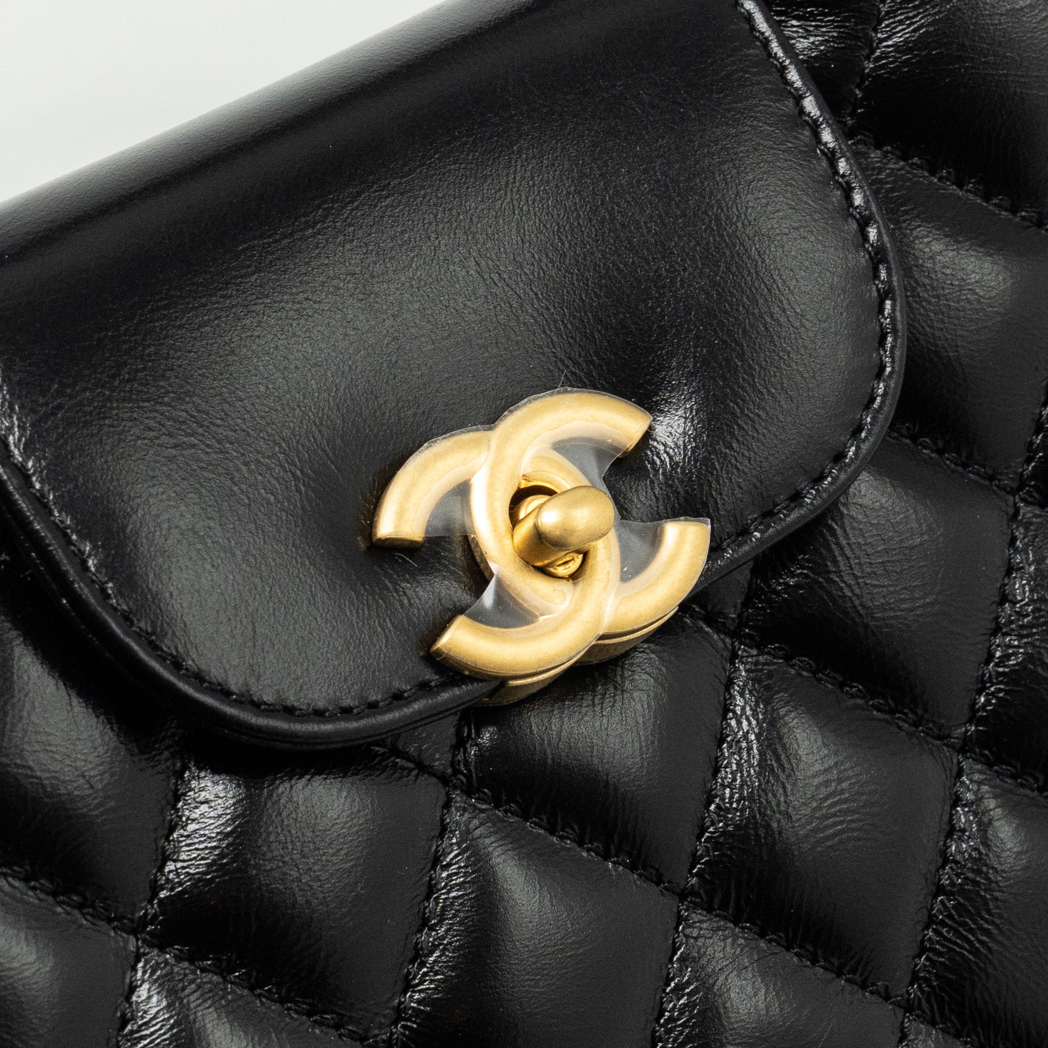 CHANEL 24A MINI SHOPPING TOTE/ MINI KELLY CALFSKIN BLACK GHW (MICROCHIP)