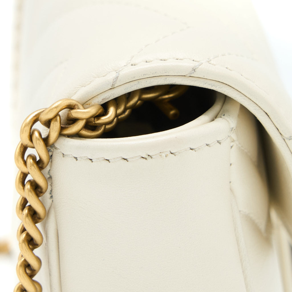 GUCCI GG MARMONT SUPER MINI BAG MATELASSÉ WHITE BRUSHED GHW