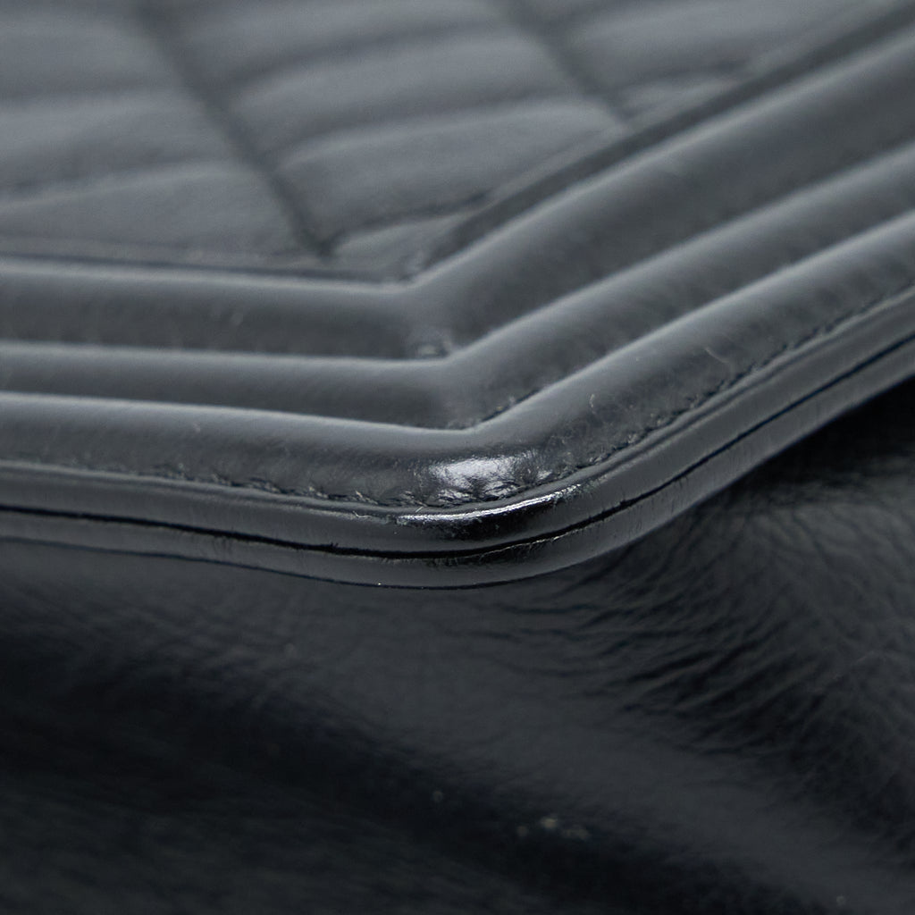 CHANEL MEDIUM BOY BAG GOATHAIR/CALFSKIN BLACK GHW