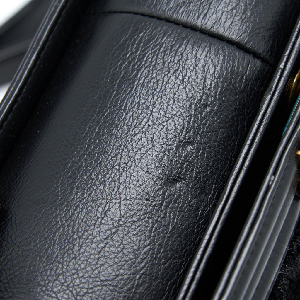 CHANEL MEDIUM BOY BAG GOATHAIR/CALFSKIN BLACK GHW