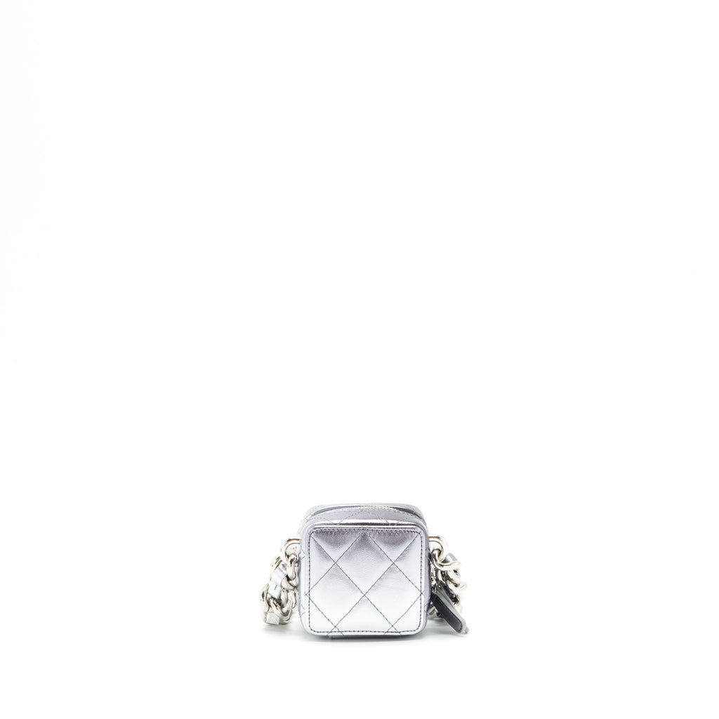 CHANEL MINI VANITY WITH GIANT CHAIN SILVER SHW