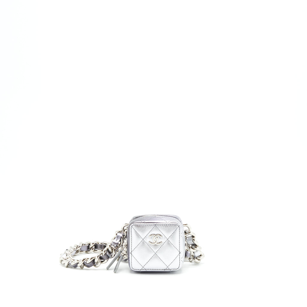 CHANEL MINI VANITY WITH GIANT CHAIN SILVER SHW
