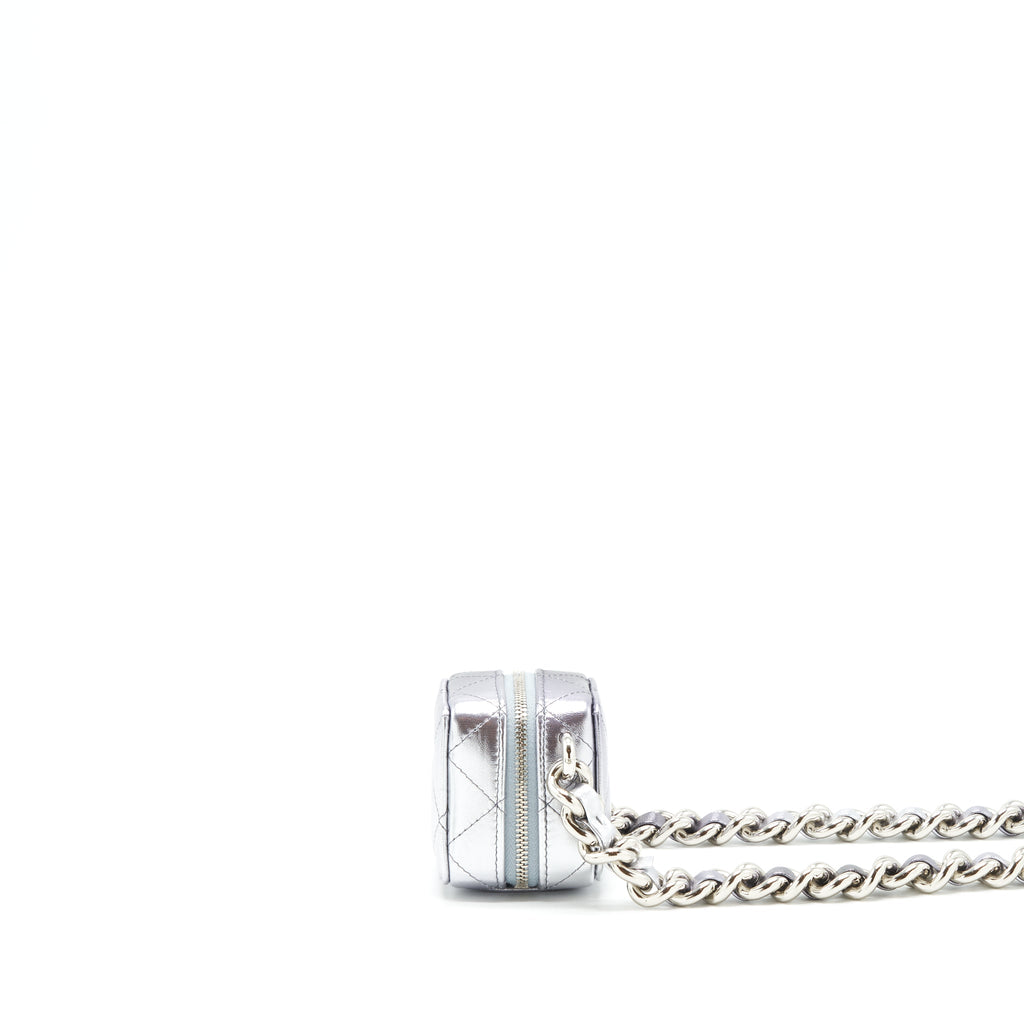 CHANEL MINI VANITY WITH GIANT CHAIN SILVER SHW