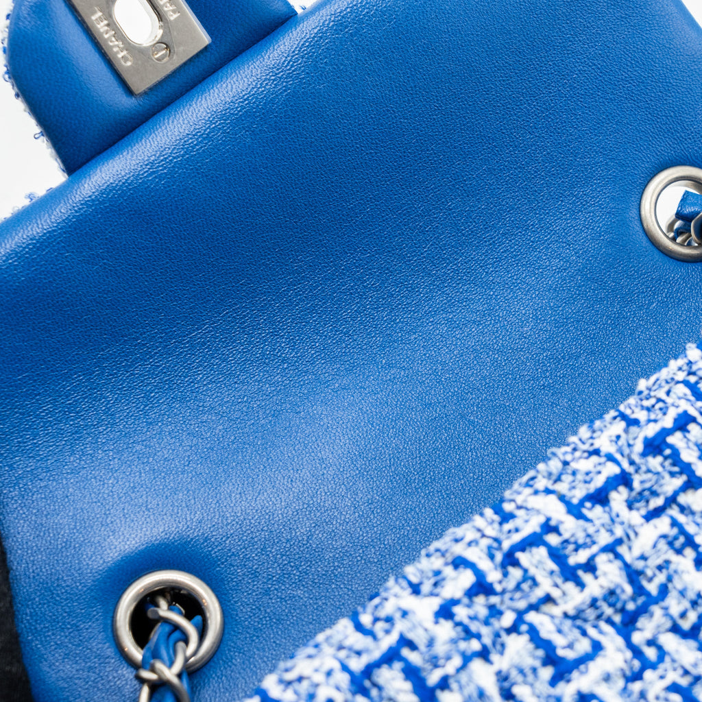 CHANEL MINI RECTANGULAR FLAP TWEED BLUE / MULTICOLOUR SHW (MICROCHIP)
