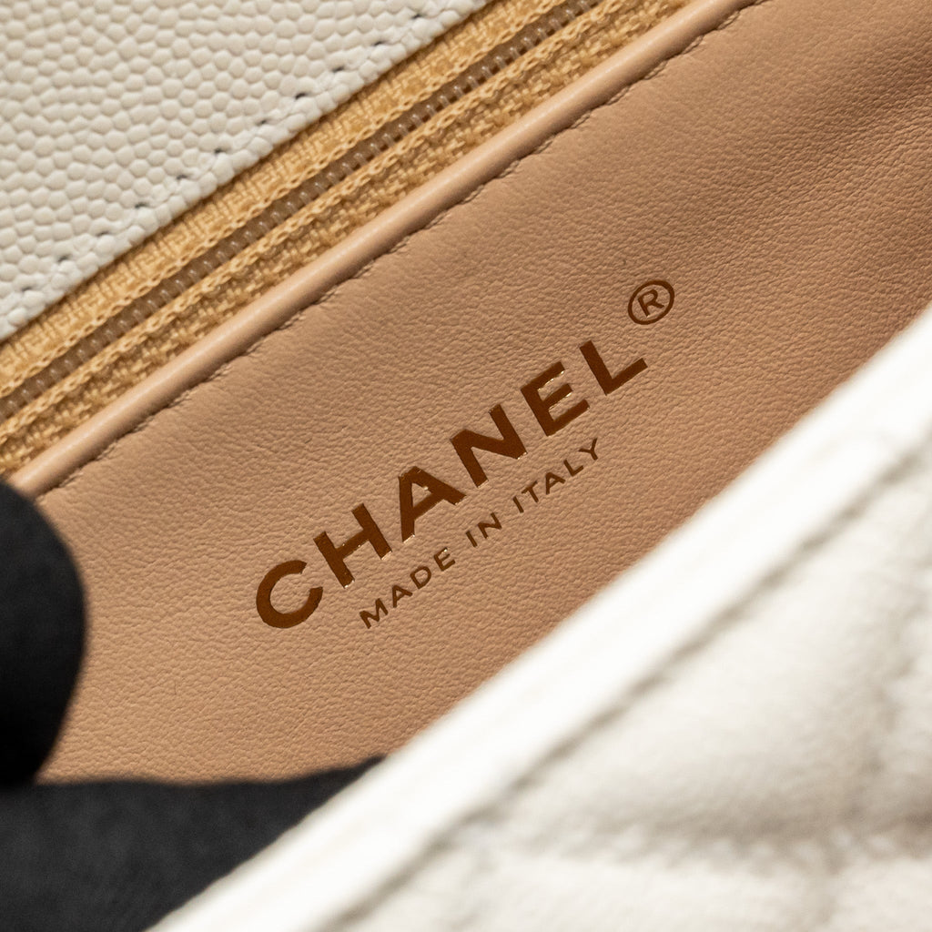 CHANEL DETAILED TOP HANDLE SMALL COCO HANDLE CAVIAR WHITE GHW (MICROCHIP)