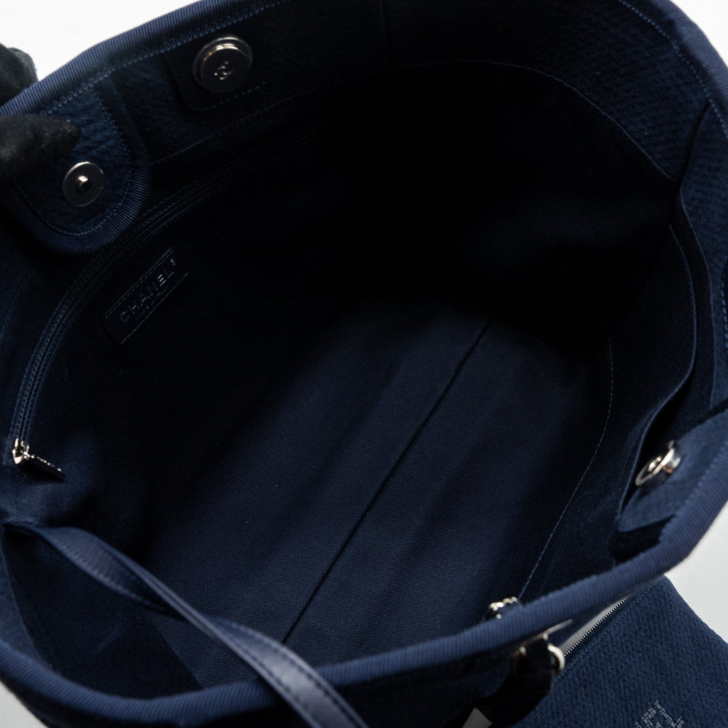CHANEL DEAUVILLE TOTE BAG CANVAS NAVY SHW(MICROCHIP)
