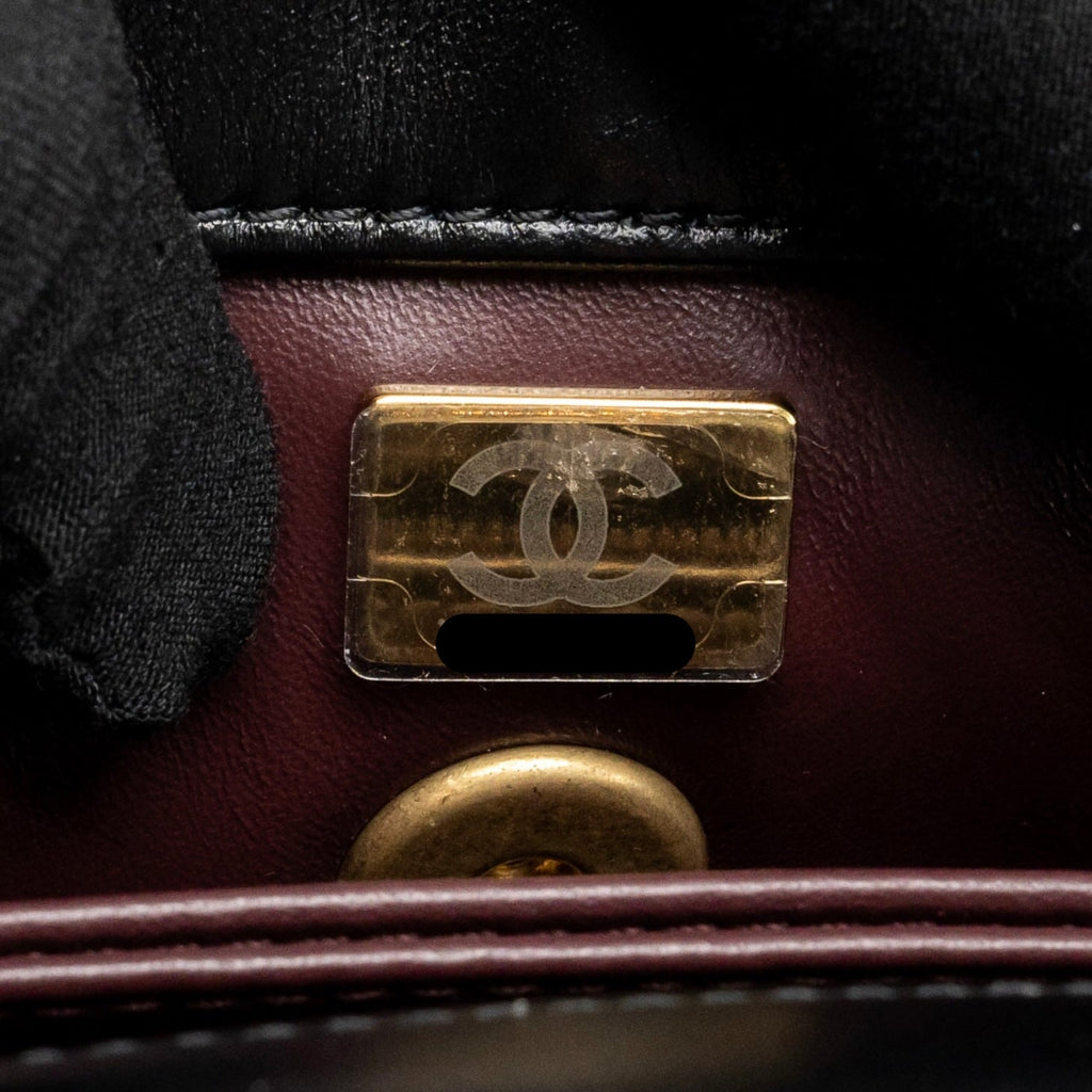 CHANEL DETAILED METAL HANDLE SMALL COCO HANDLE FLAP BAG CALFSKIN BLACK GHW (MICROCHIP)
