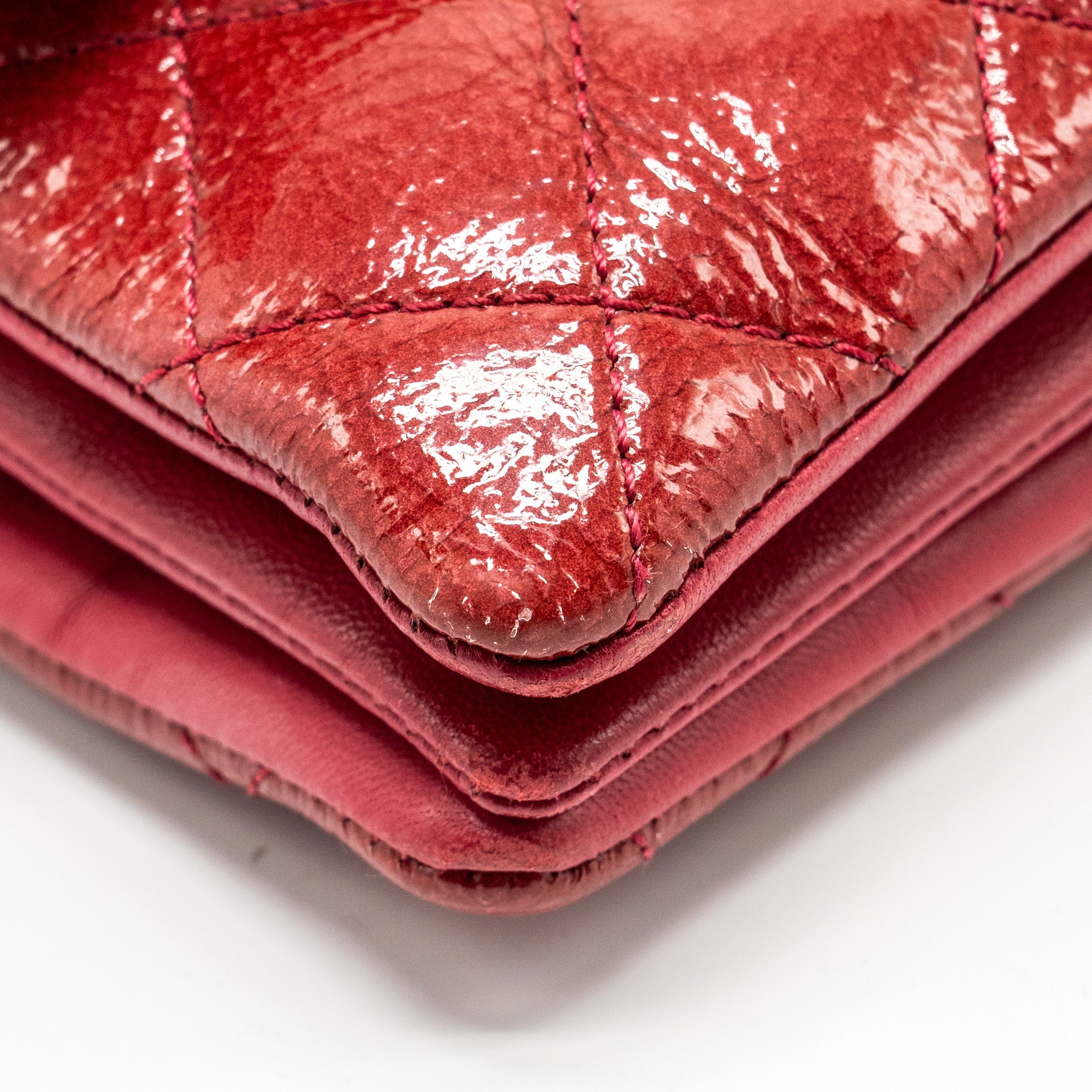 CHANEL SEASONAL FLAP BAG PATENT GOATSKIN/LAMBSKIN RED GHW