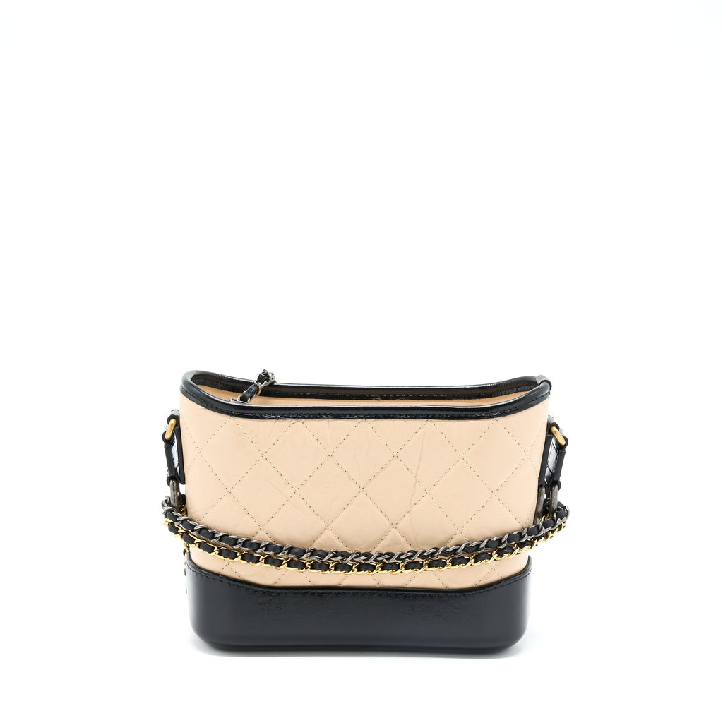 CHANEL SMALL GABRIELLE HOBO BAG AGED CALFSKIN LIGHT BEIGE/BLACK MULTICOLOUR HARDWARE