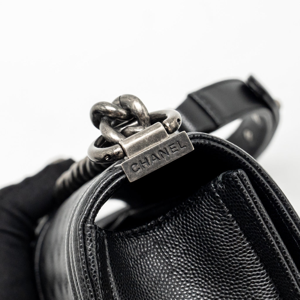 CHANEL SMALL BOY BAG CAVIAR BLACK SHW (MICROCHIP)