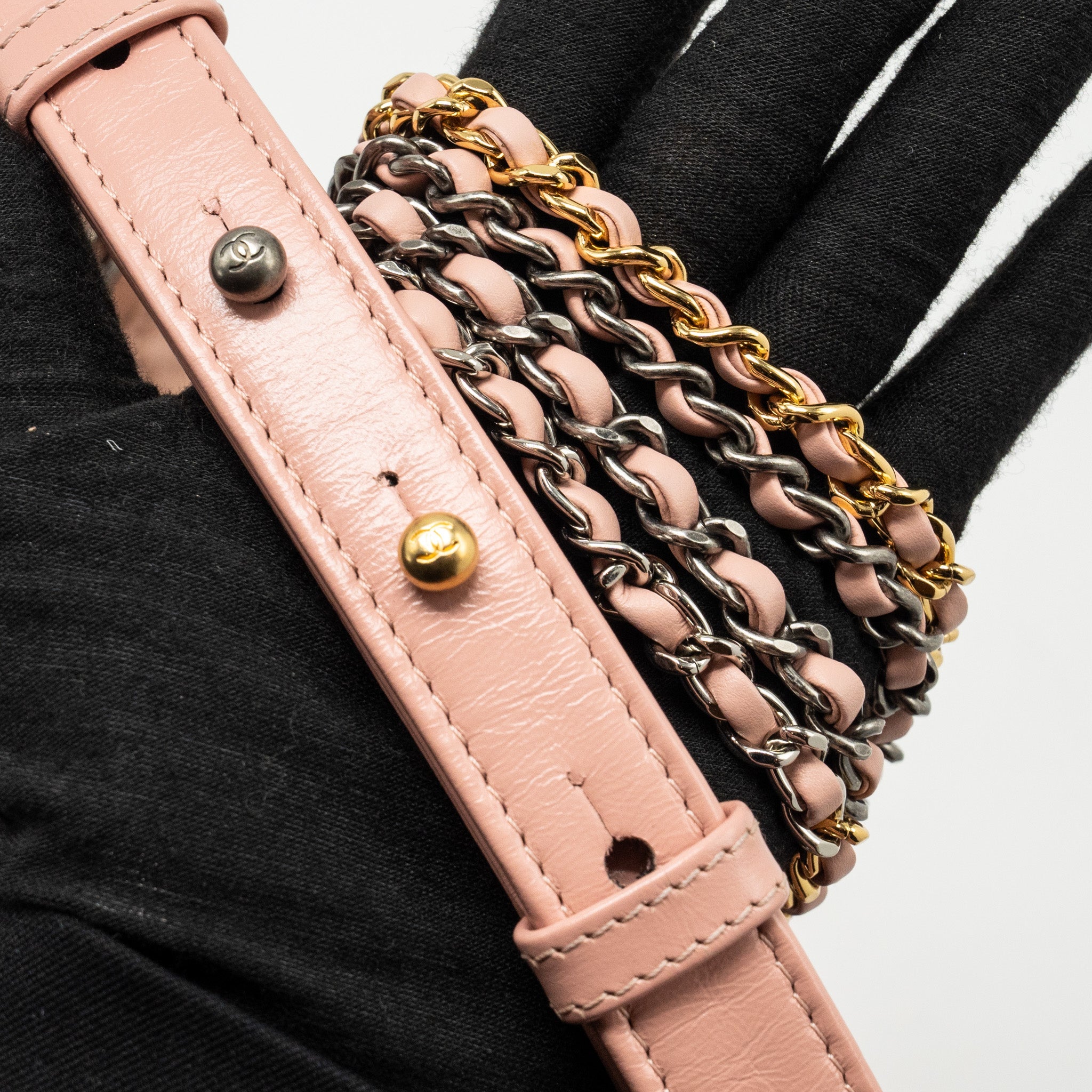 CHANEL SMALL GABRIELLE HOBO BAG CHEVRON AGED CALFSKIN PINK MULTICOLOUR HARDWARE