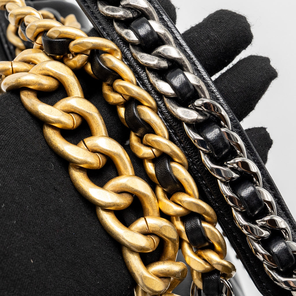CHANEL MEDIUM 19 BAG LAMBSKIN BLACK MULTICOLOURED HARDWARE(MICROCHIP)