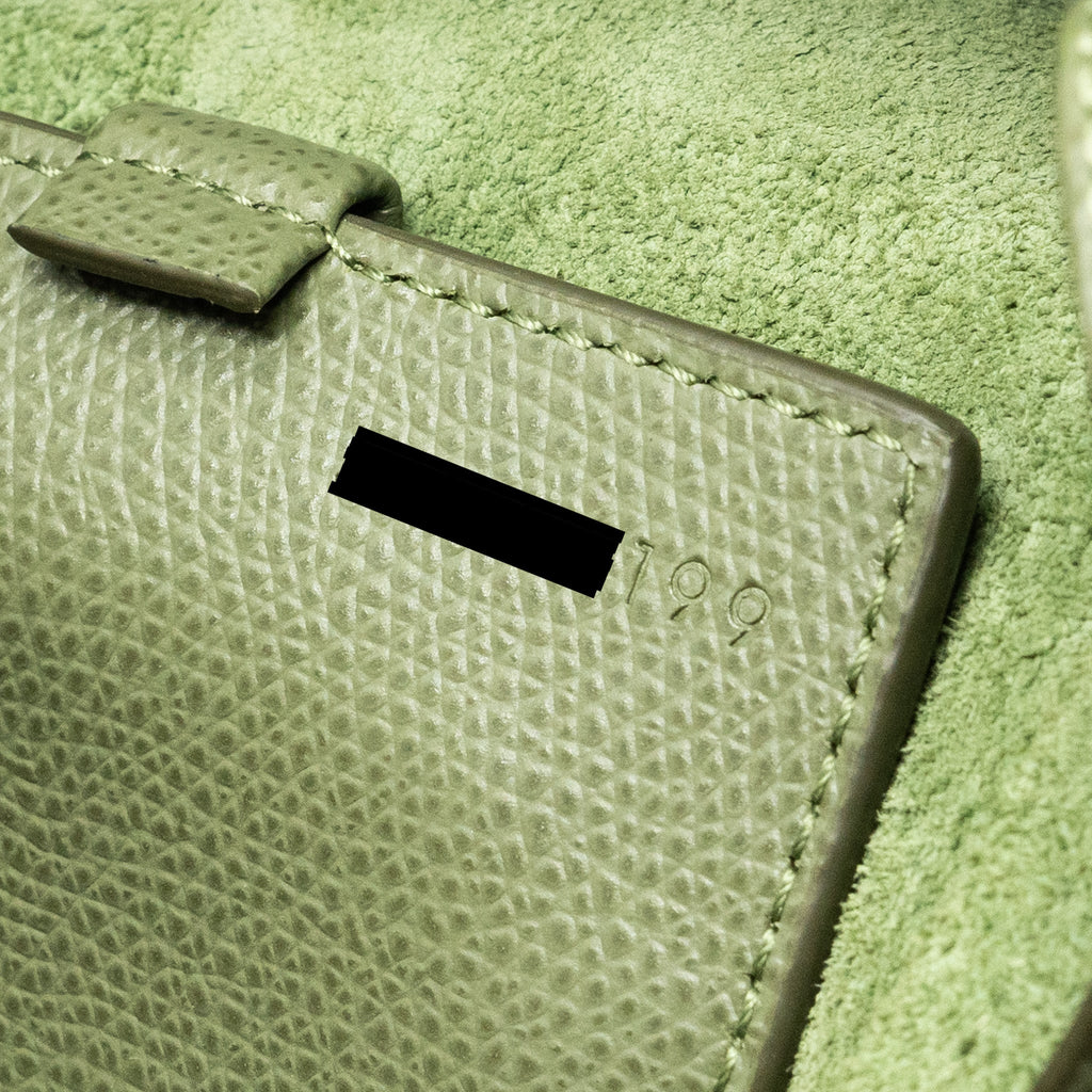 CELINE VERTICAL CABAS TOTE BAG GRAINED CALFSKIN GREEN GHW
