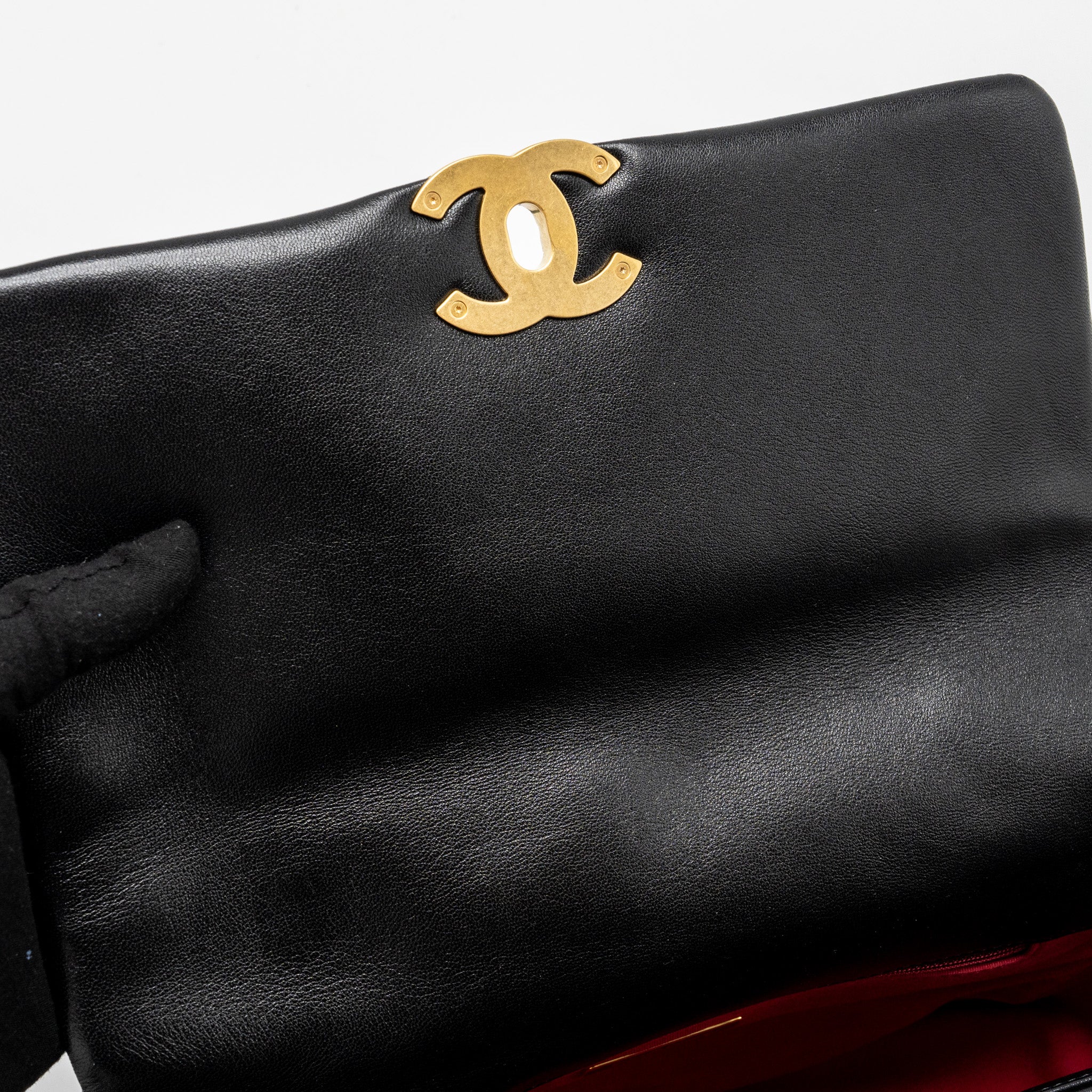 CHANEL MEDIUM 19 BAG LAMBSKIN BLACK MULTICOLOURED HARDWARE(MICROCHIP)