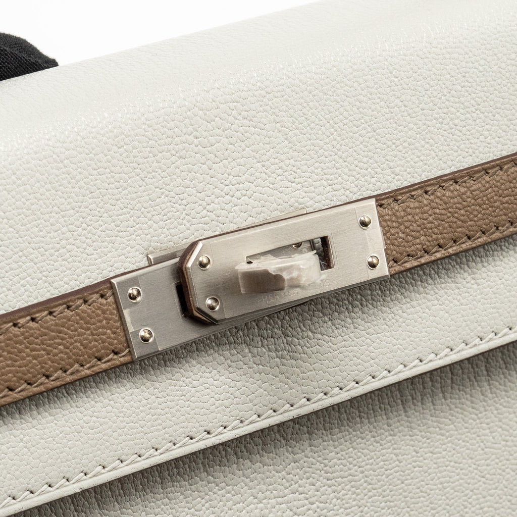 HERMES KELLY 25 SPECIAL ORDER CHÈVRE MYSORE GRIS PERLE/ETOUPE BRUSHED SHW