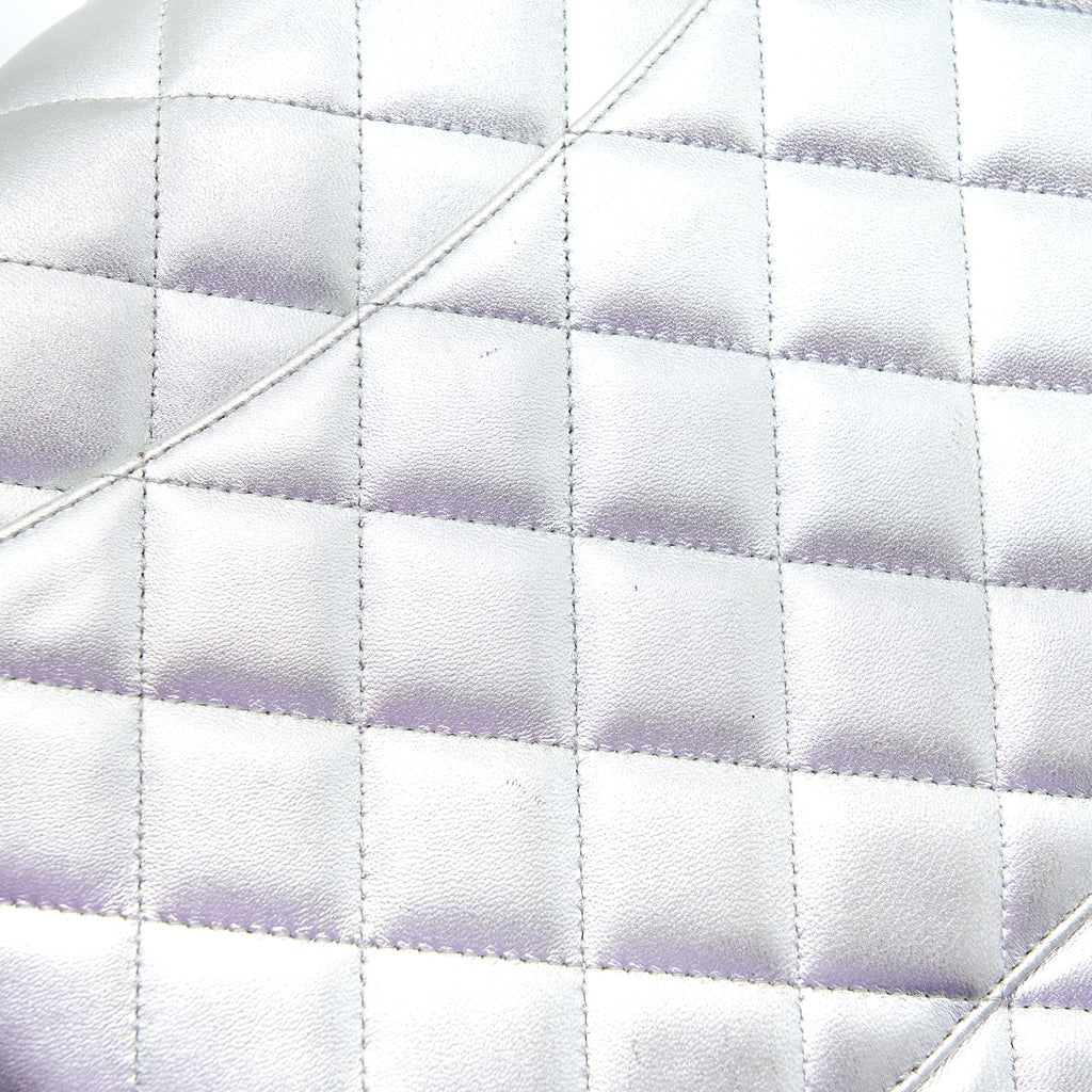 CHANEL MAXI CLASSIC SINGLE FLAP BAG LAMBSKIN SILVER SHW