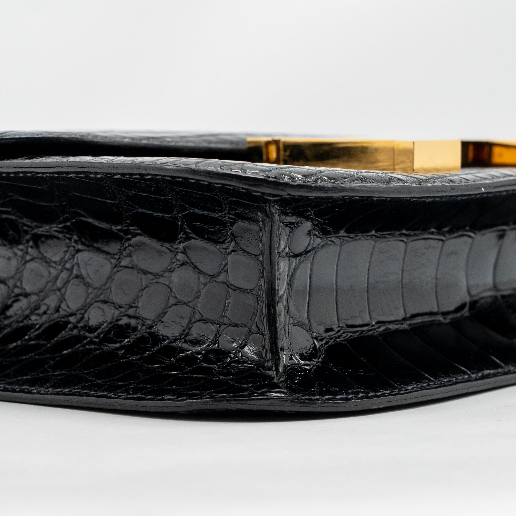 HERMES VINTAGE CONSTANCE 24 SHINY ALLIGATOR DARK BLUE GHW