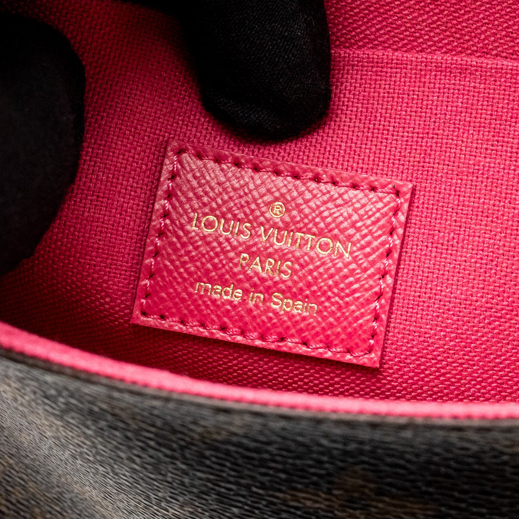 LOUIS VUITTON POCHETTE FELICIE LIMITED EDITION VIVIENNE MASCOT ON HOLLYWOOD DRIVE MONOGRAM CANVAS GHW