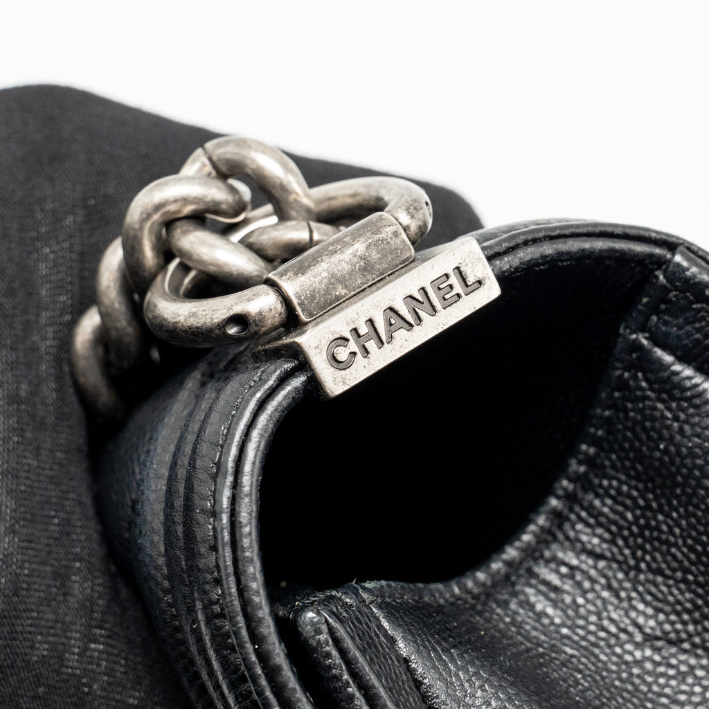 CHANEL MEDIUM BOY BAG CHEVRON CAVIAR BLACK RUTHENIUM SILVER HARDWARE